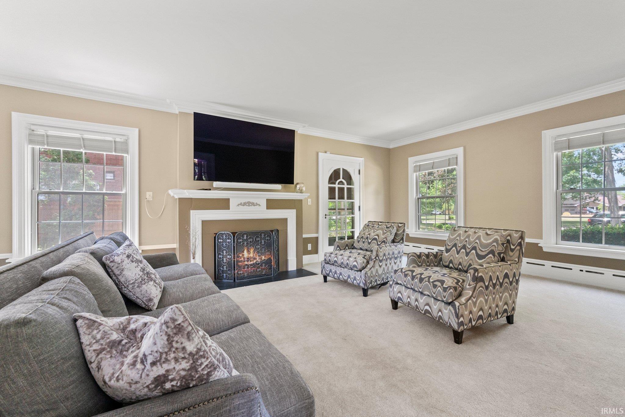 2120 Forest Park