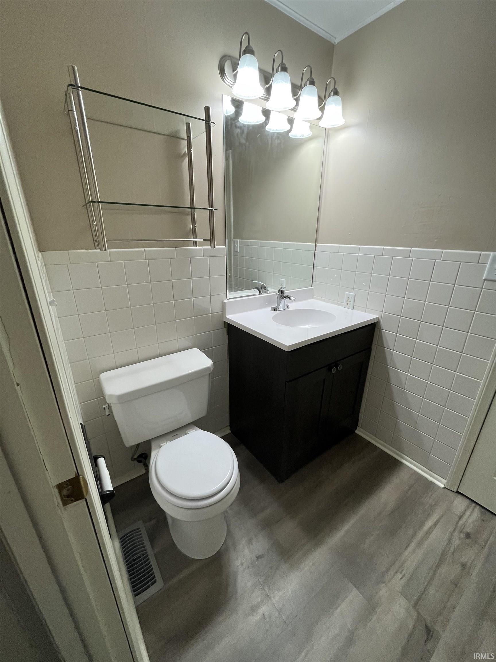 4320 Alverado