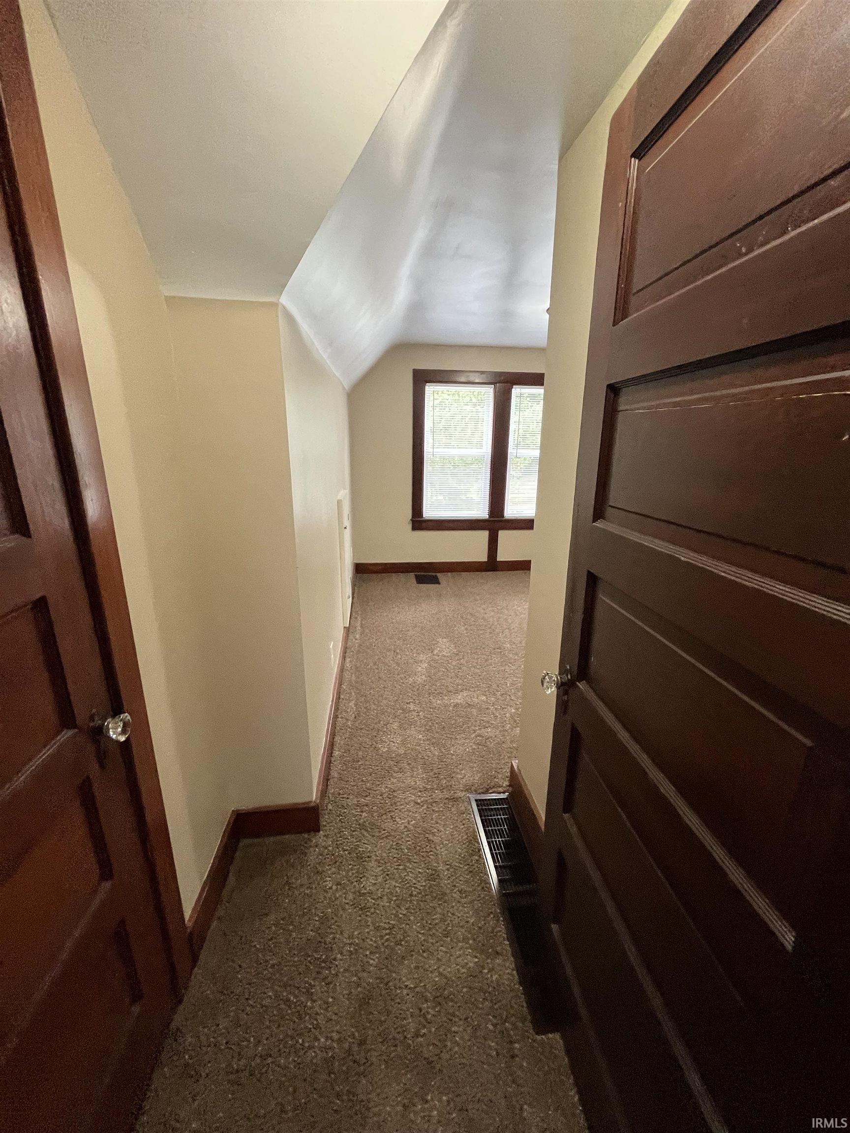 5614 Calhoun