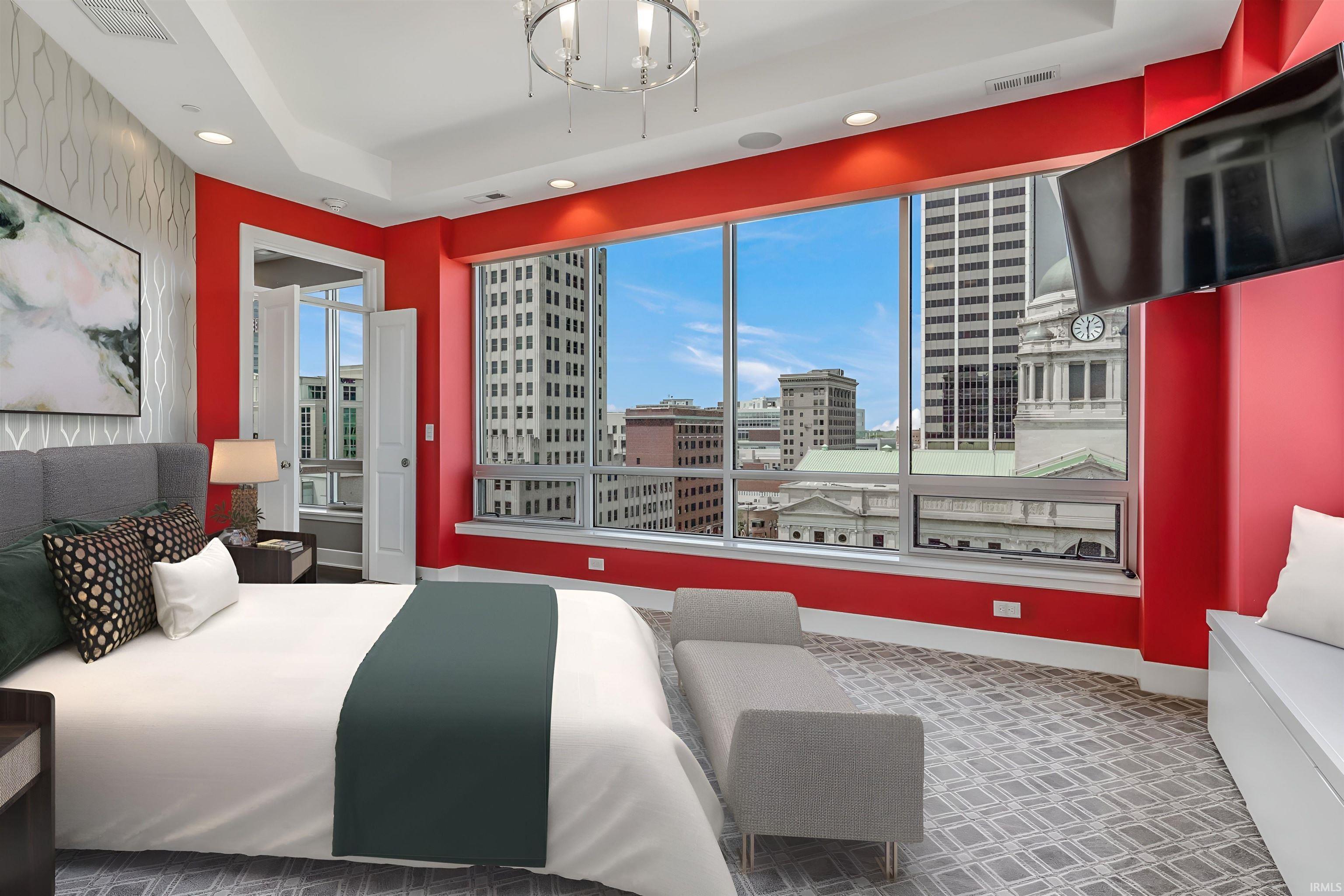 203 East Berry, Apt 901