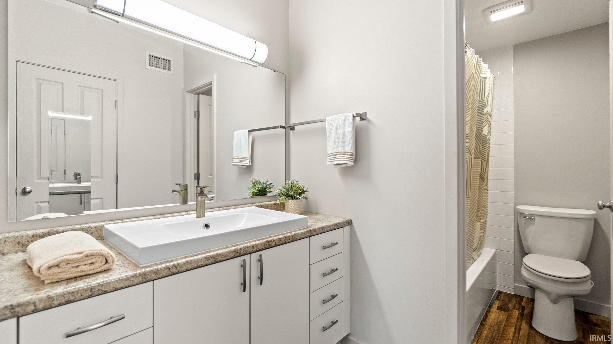 112 Washington, Apt 432
