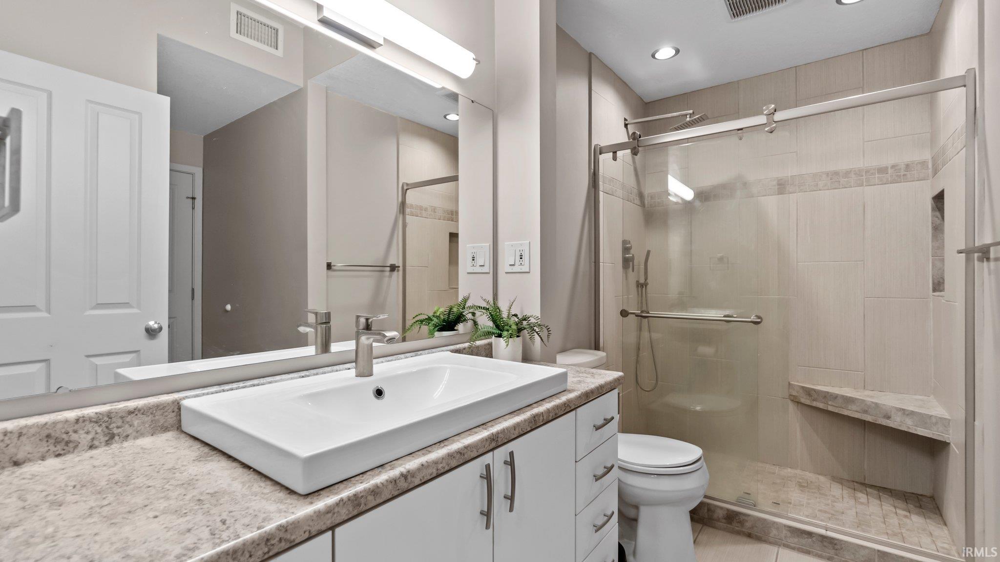 112 Washington, Apt 432