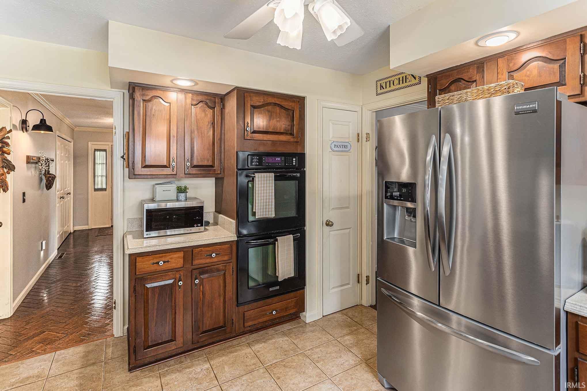 2967 Redwood