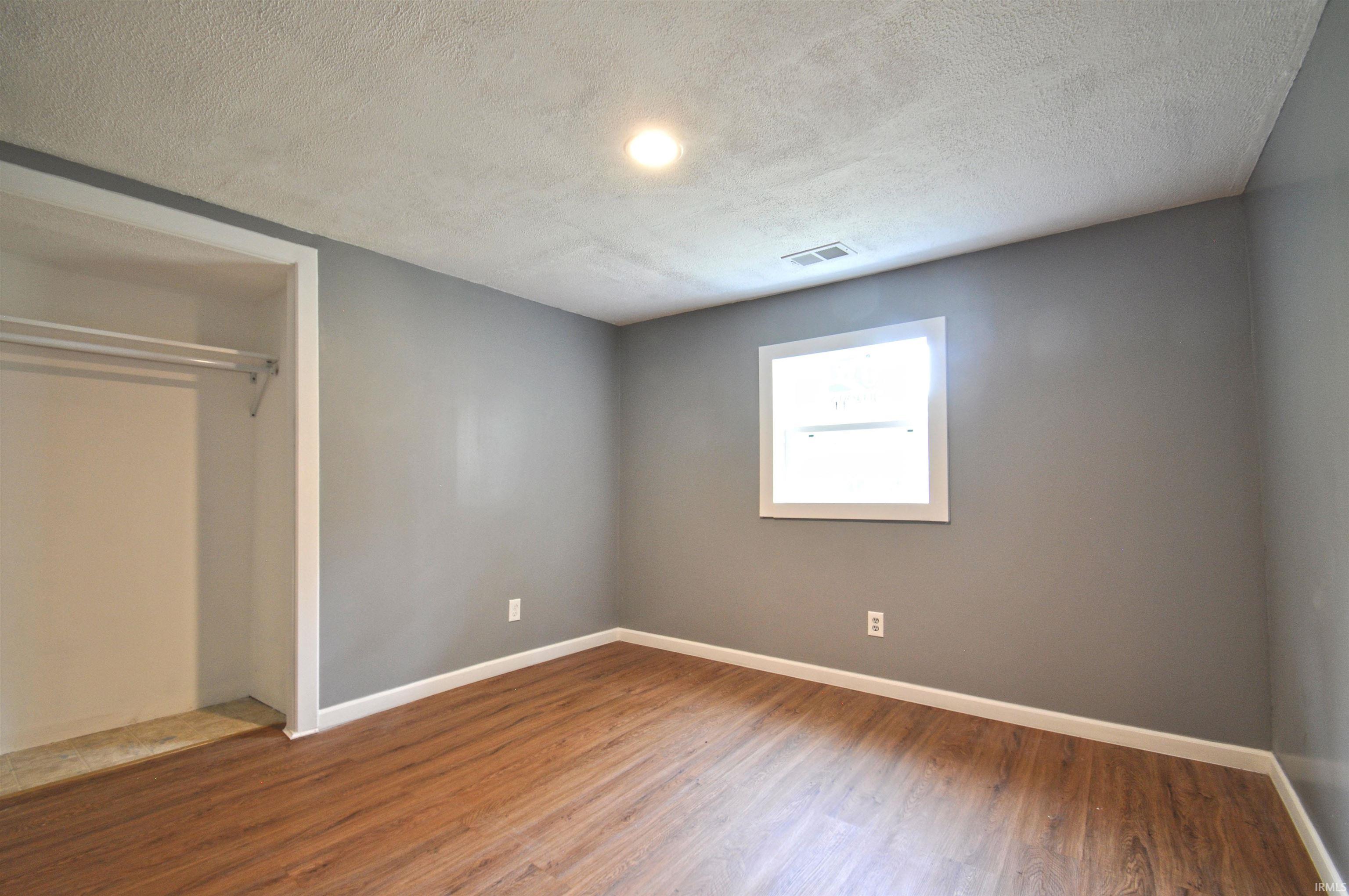 56385 East