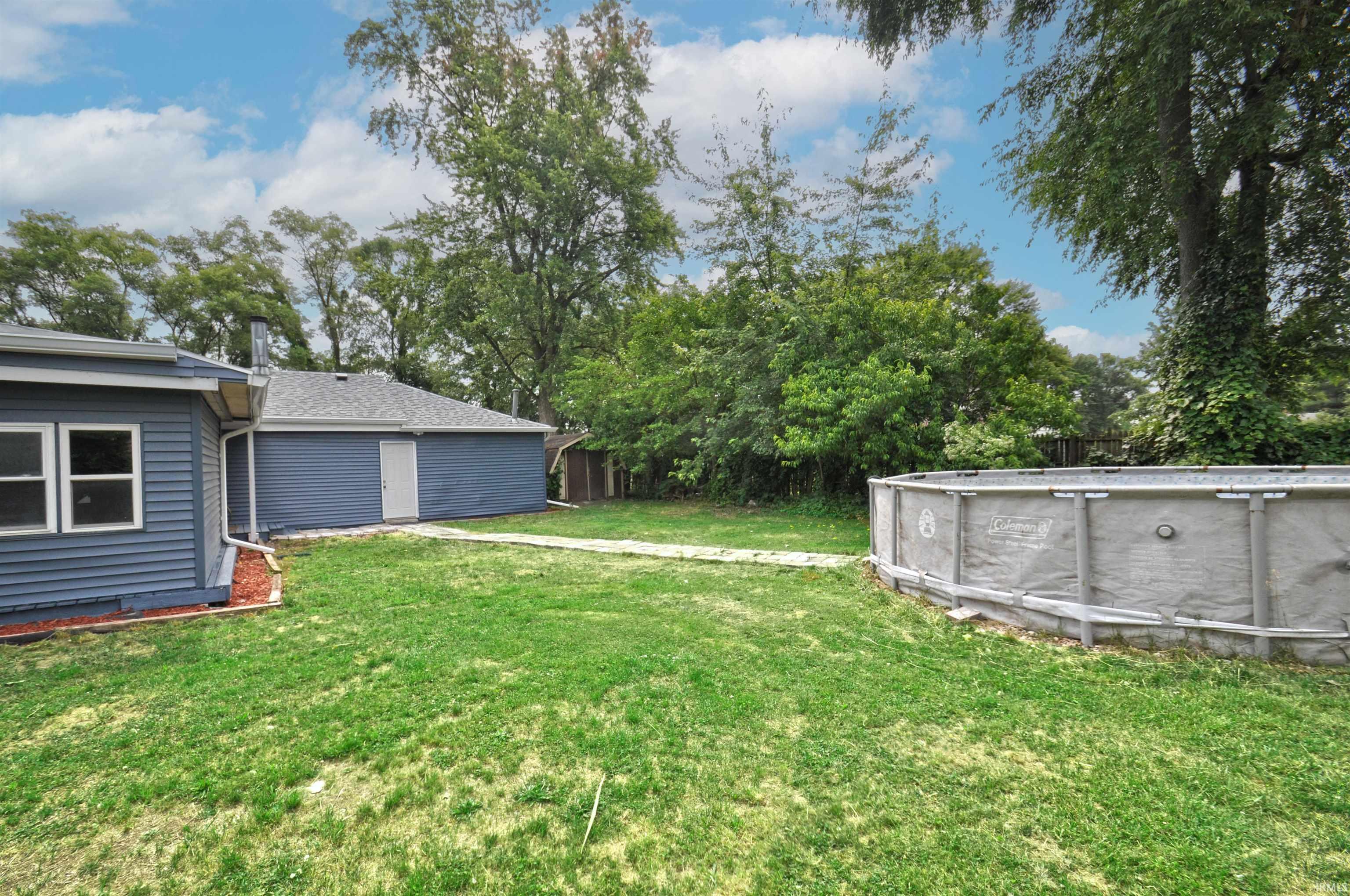 56385 East
