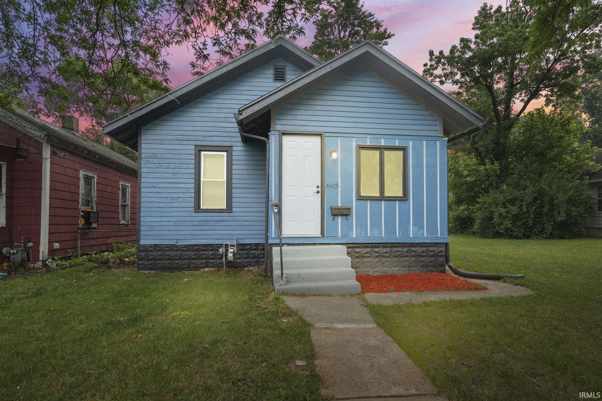 4405 Warsaw