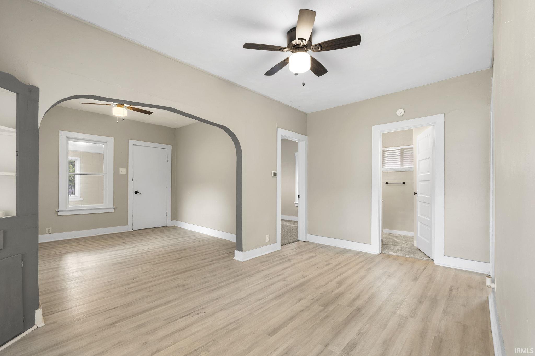 4405 Warsaw