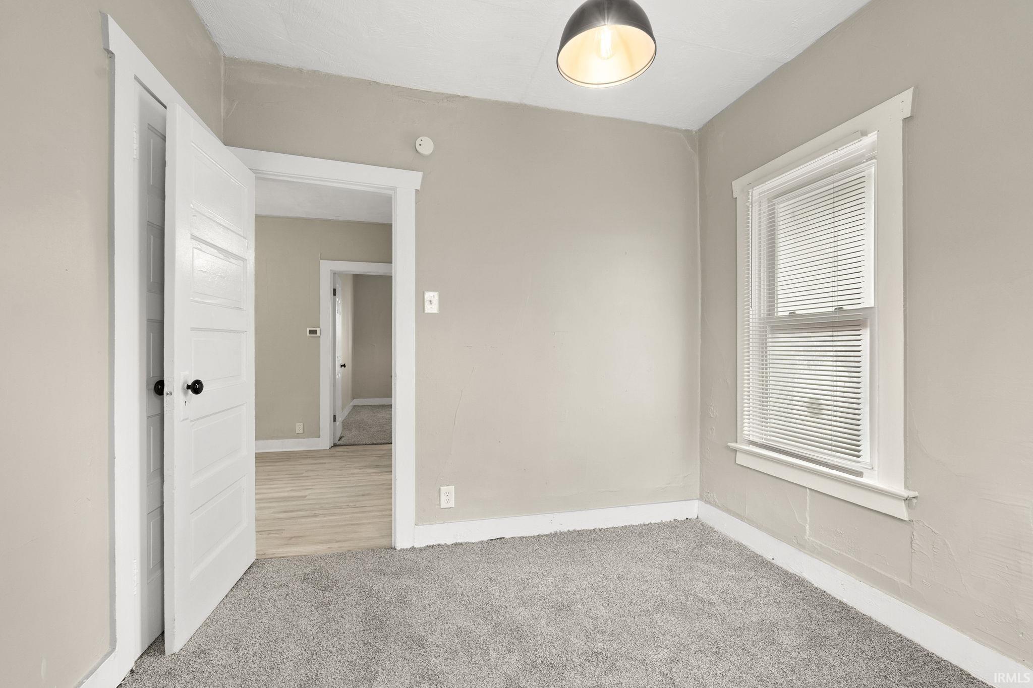 4405 Warsaw