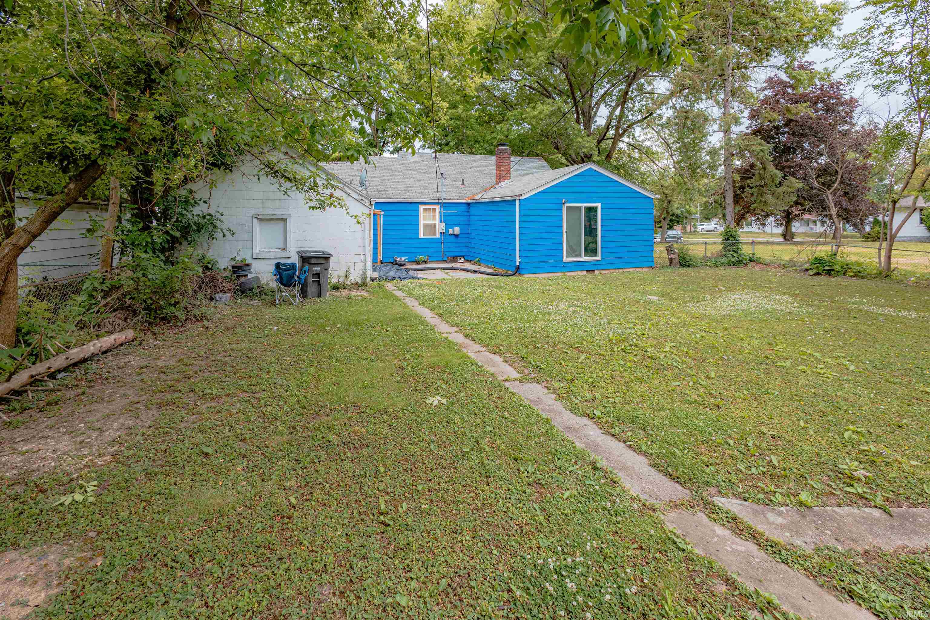 4517 Warsaw