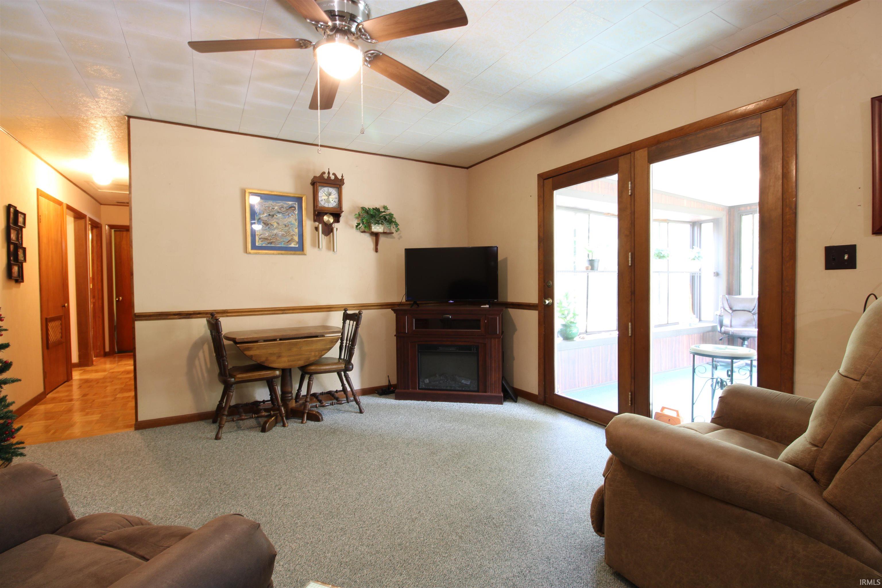 2835 State Road 10