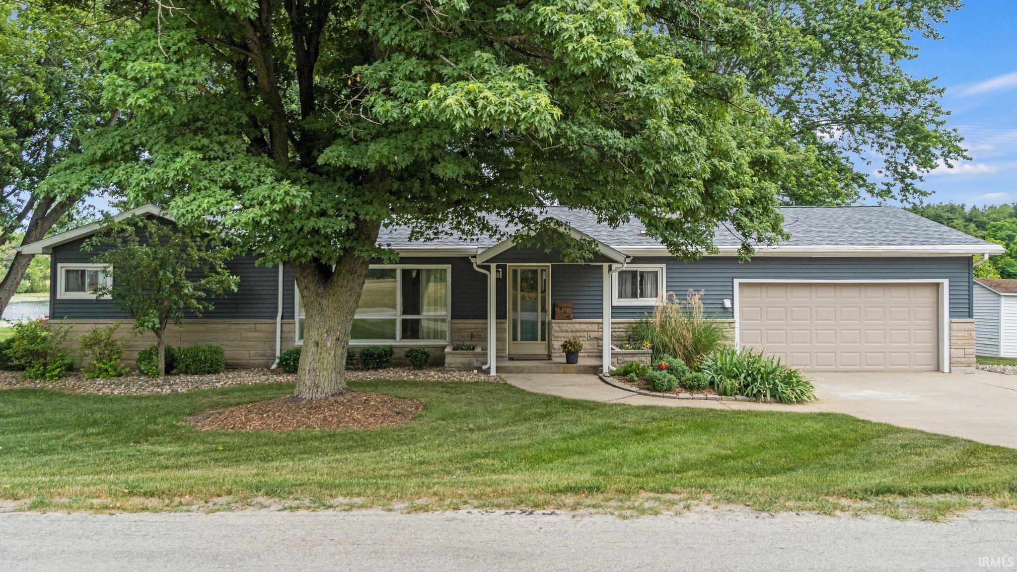 1496 Terrace Hills