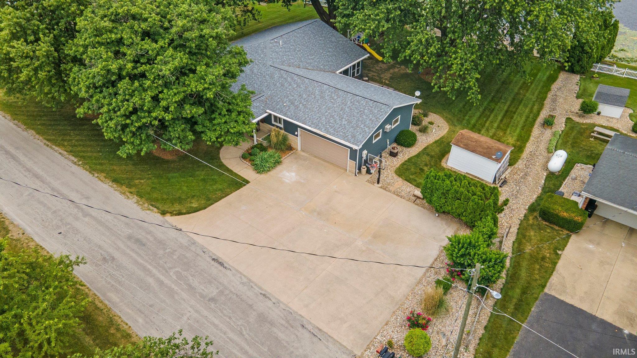 1496 Terrace Hills