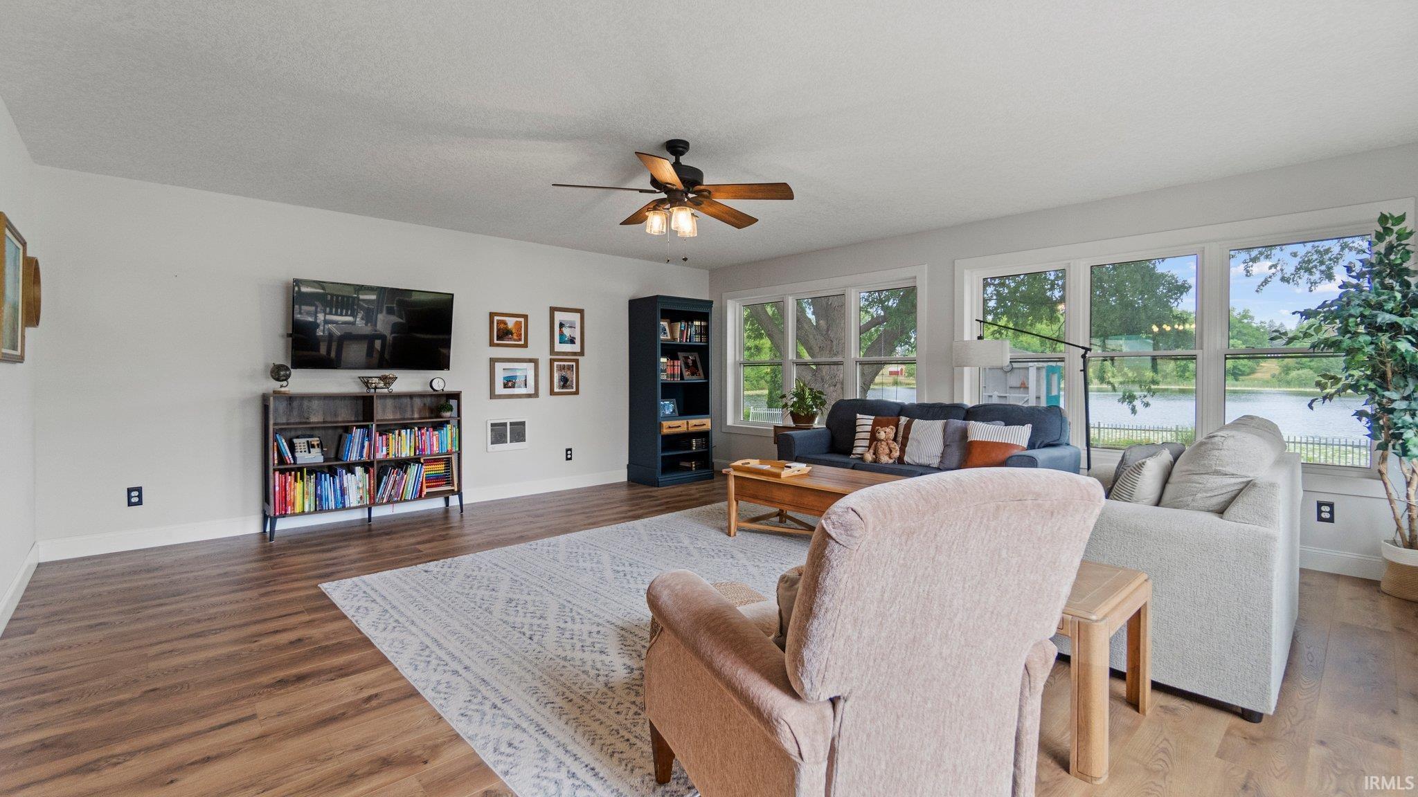 1496 Terrace Hills