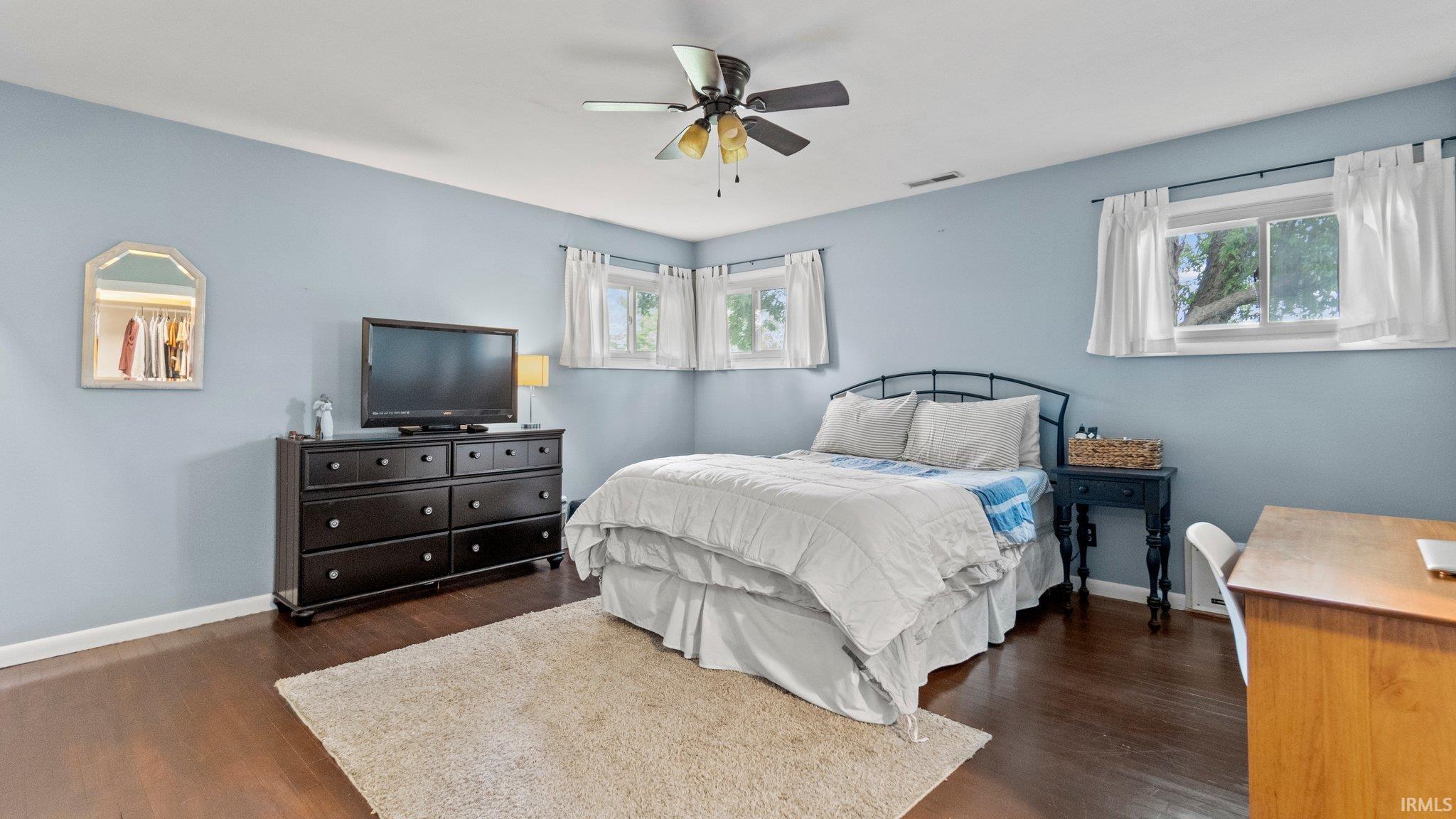 1496 Terrace Hills