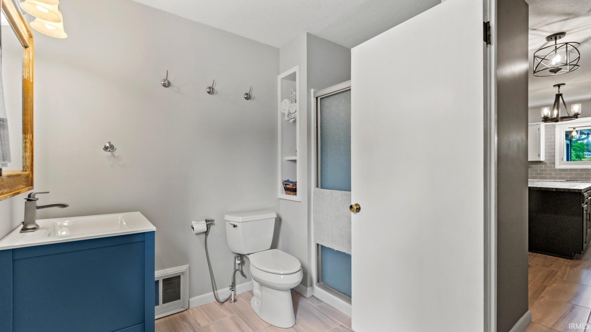 1496 Terrace Hills