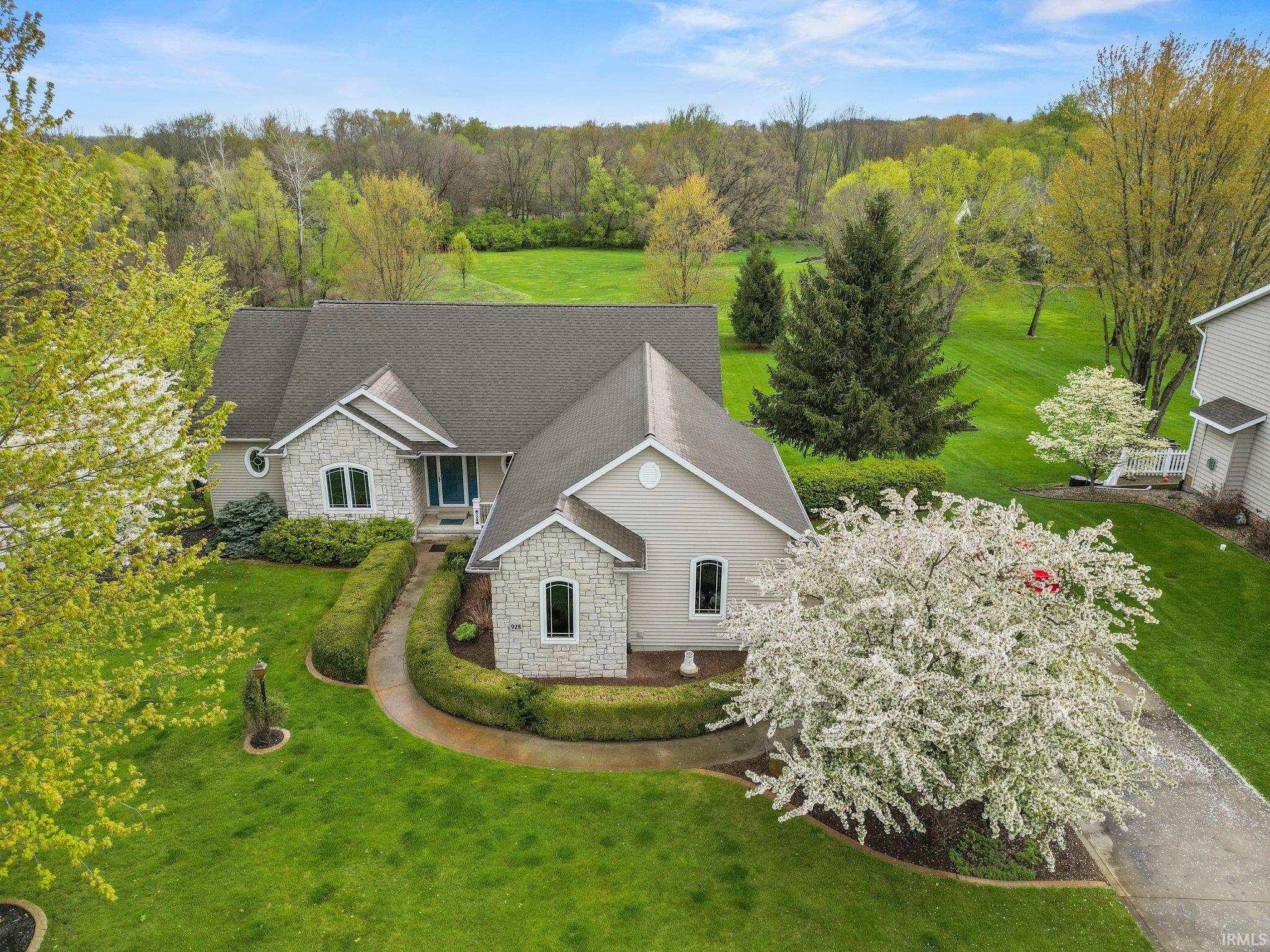 928 Old Orchard