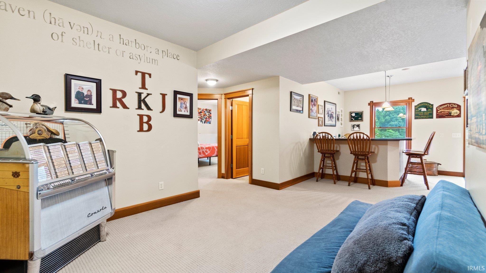 928 Old Orchard
