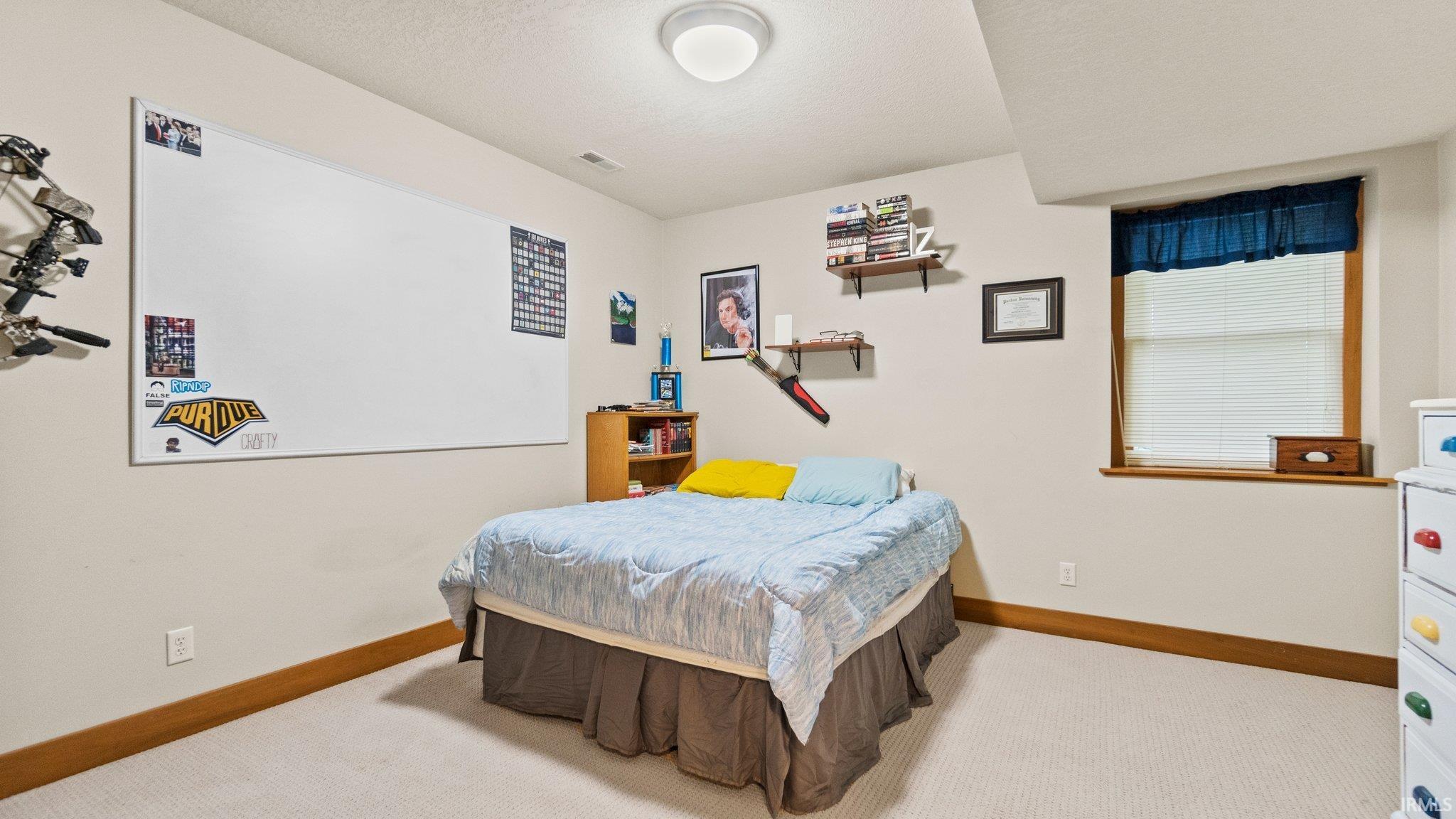 928 Old Orchard