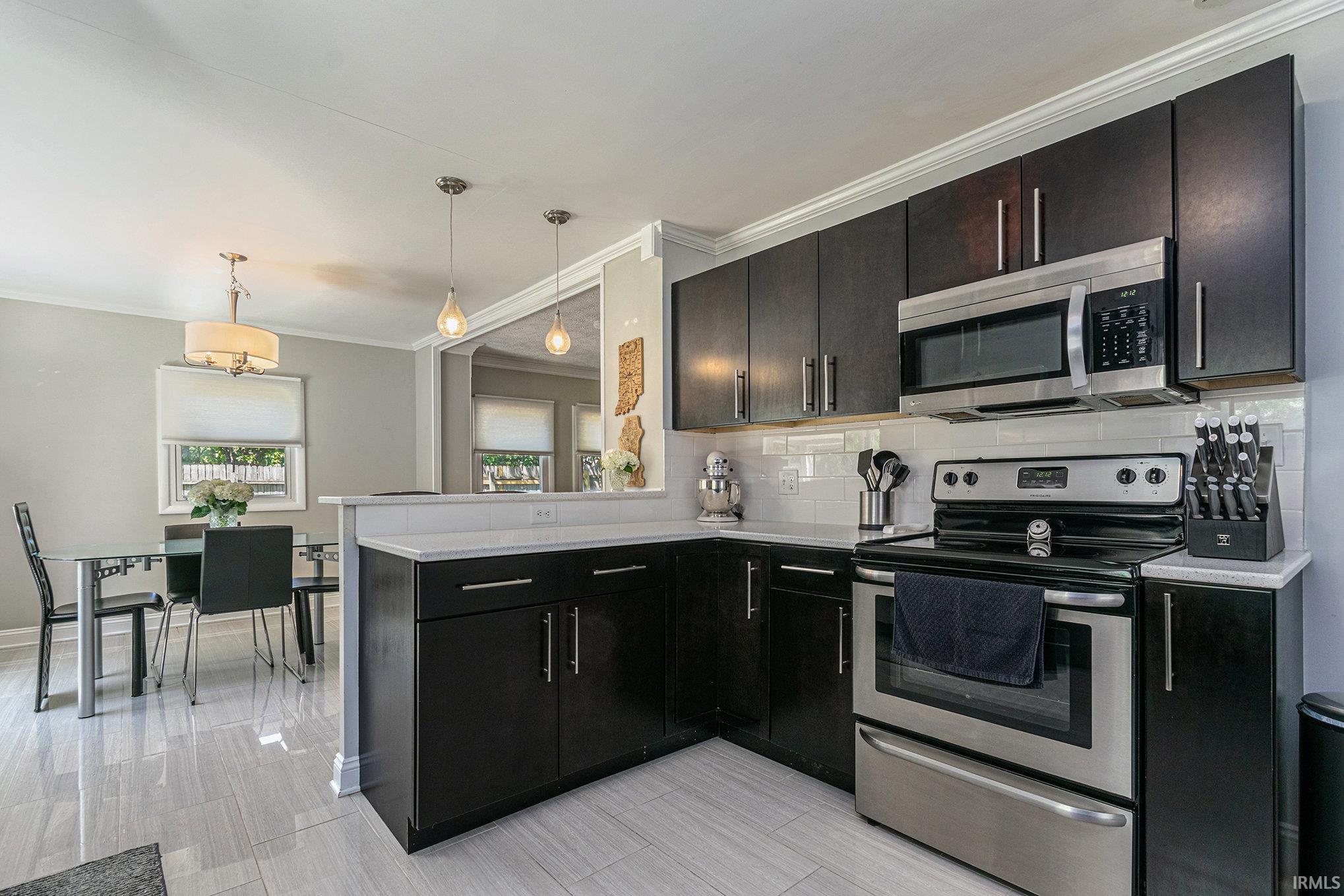 1511 Cedar