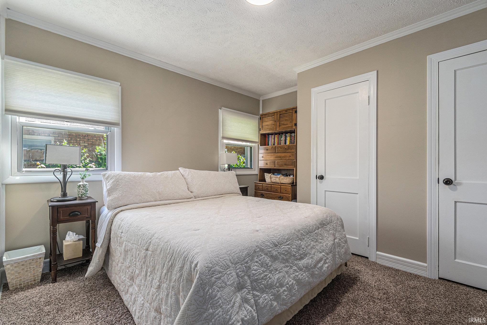 1511 Cedar