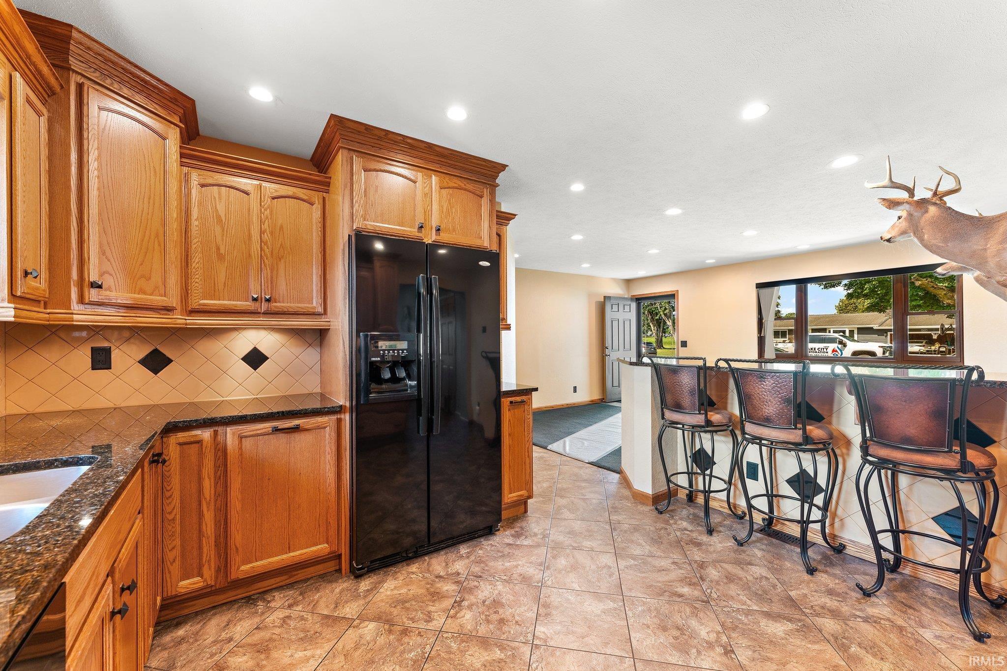 2832 Lakeview