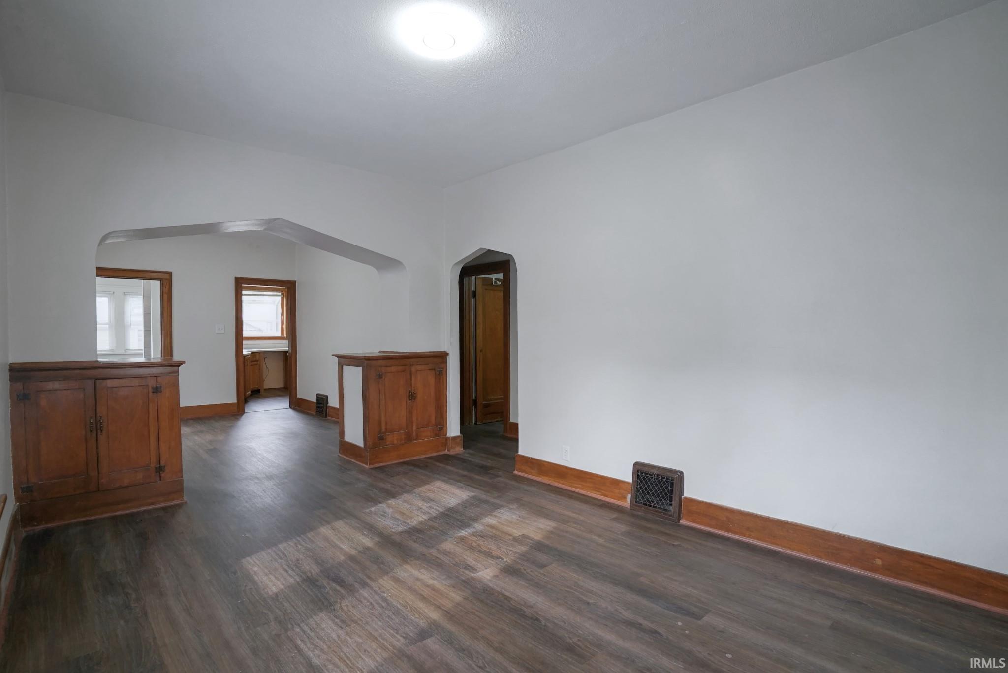 1325 Cedar