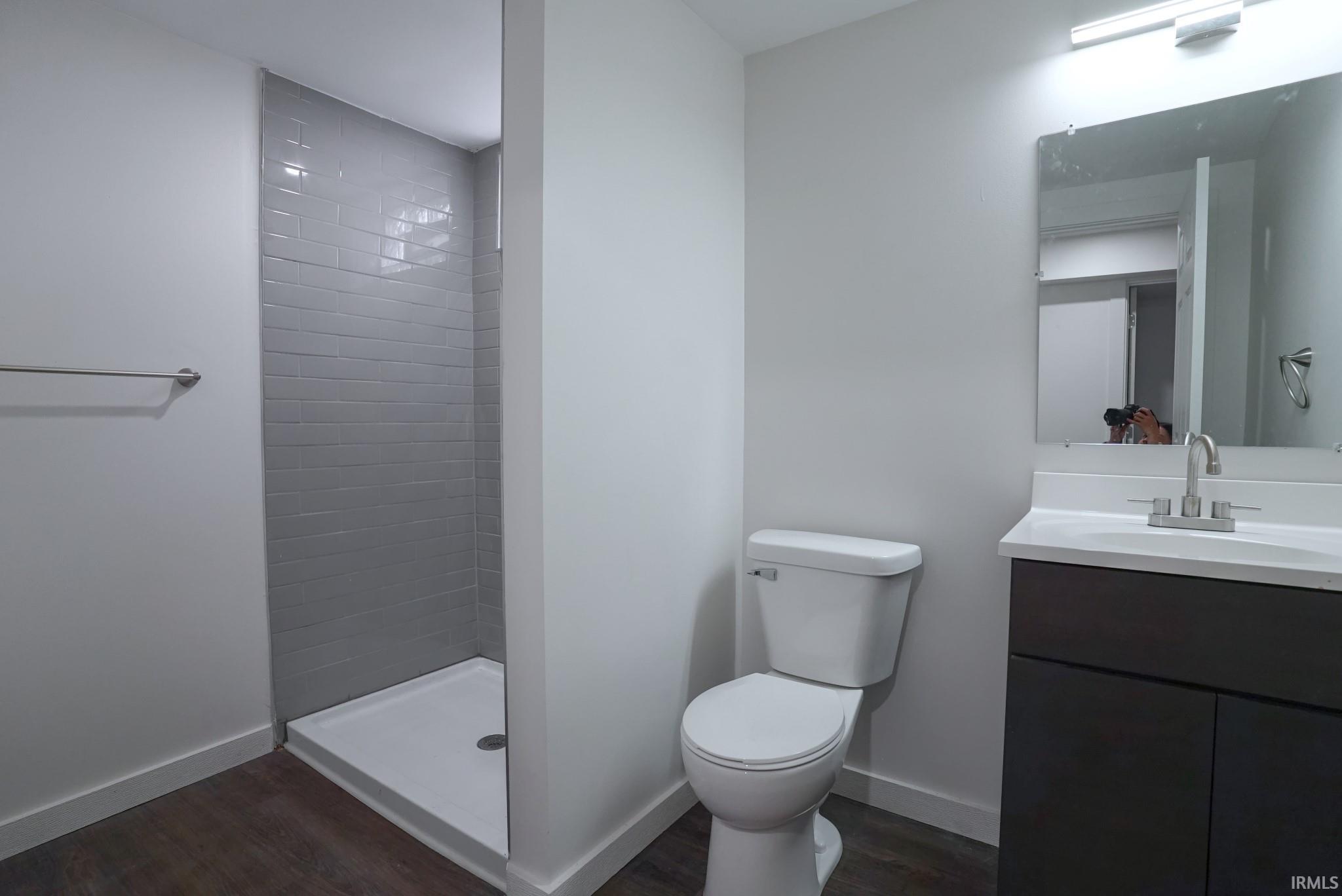 1325 Cedar
