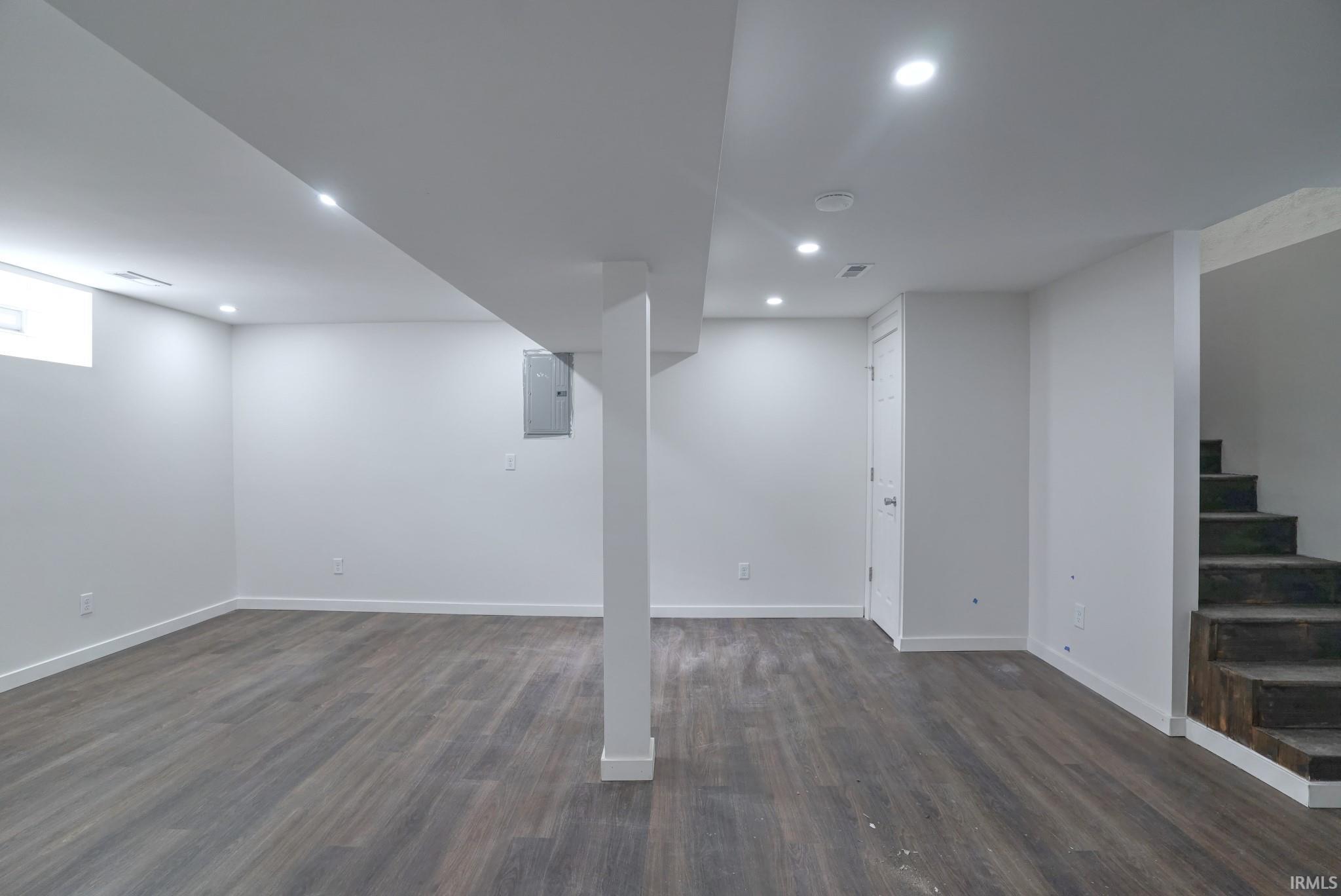 1325 Cedar