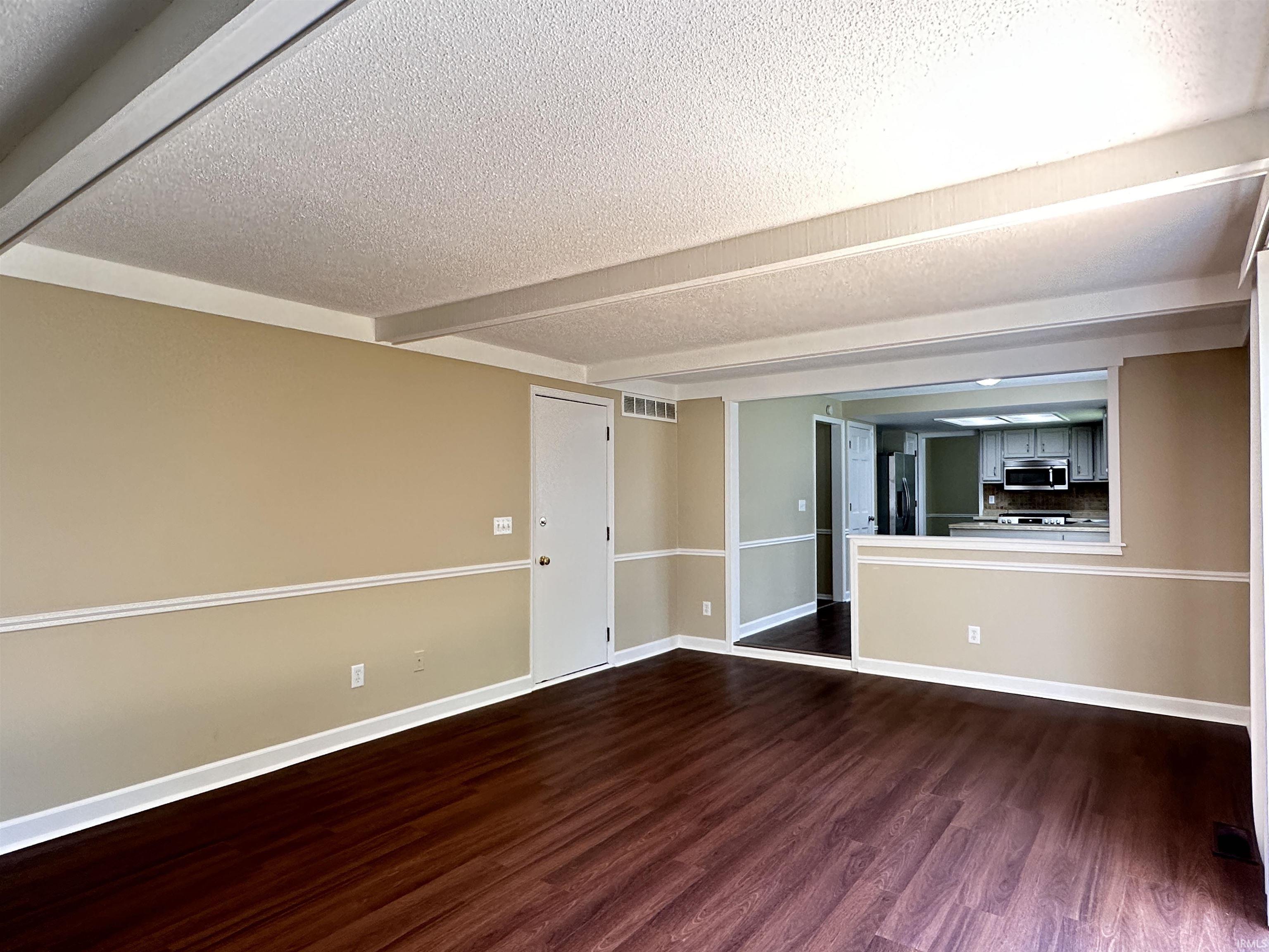 3326 Summersworth