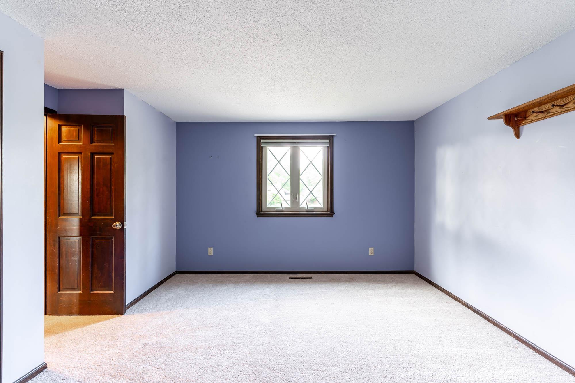 5906 Fitchburg