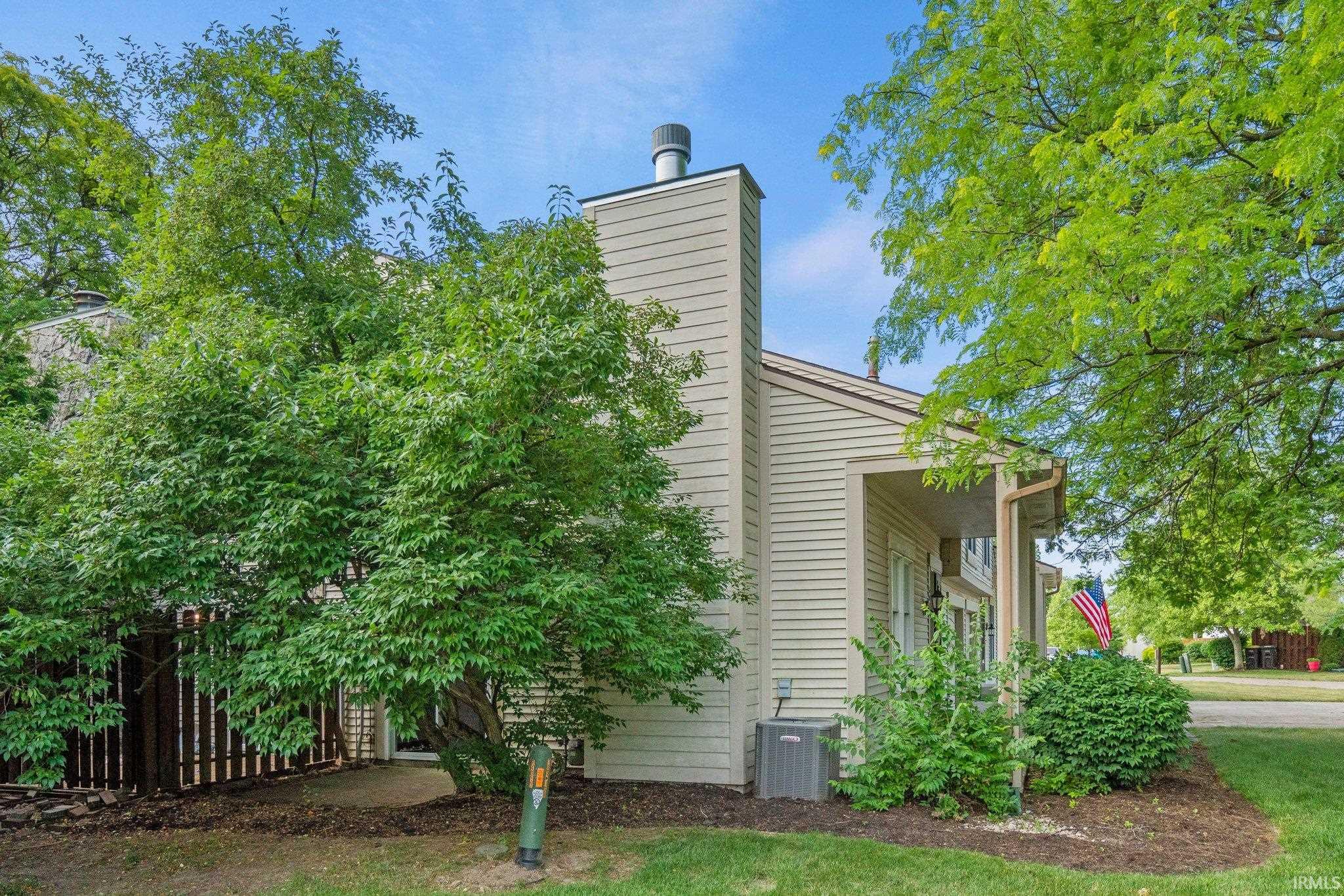 6020 Sawmill Woods