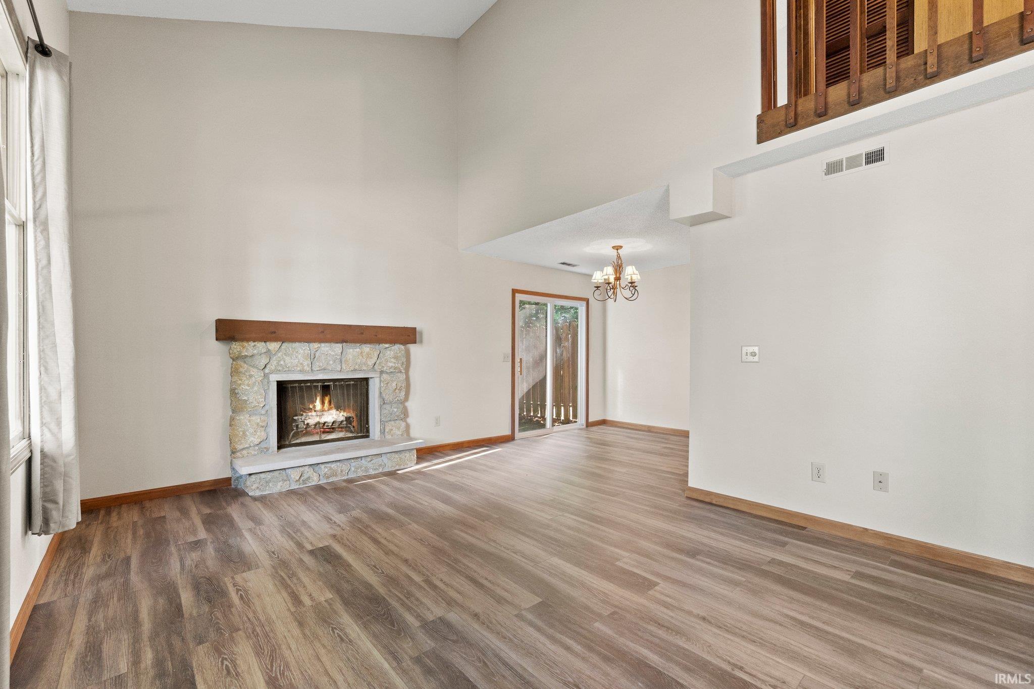 6020 Sawmill Woods