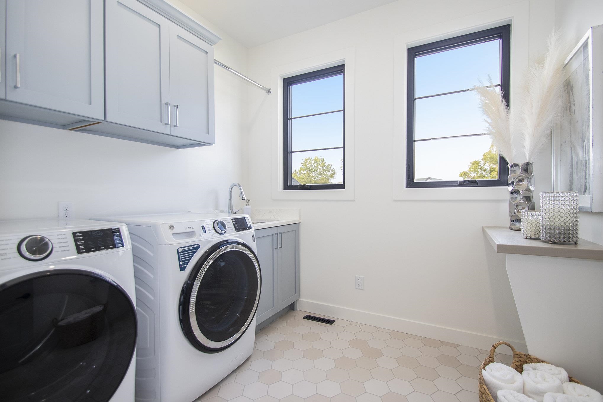 11376 Denver Ridge
