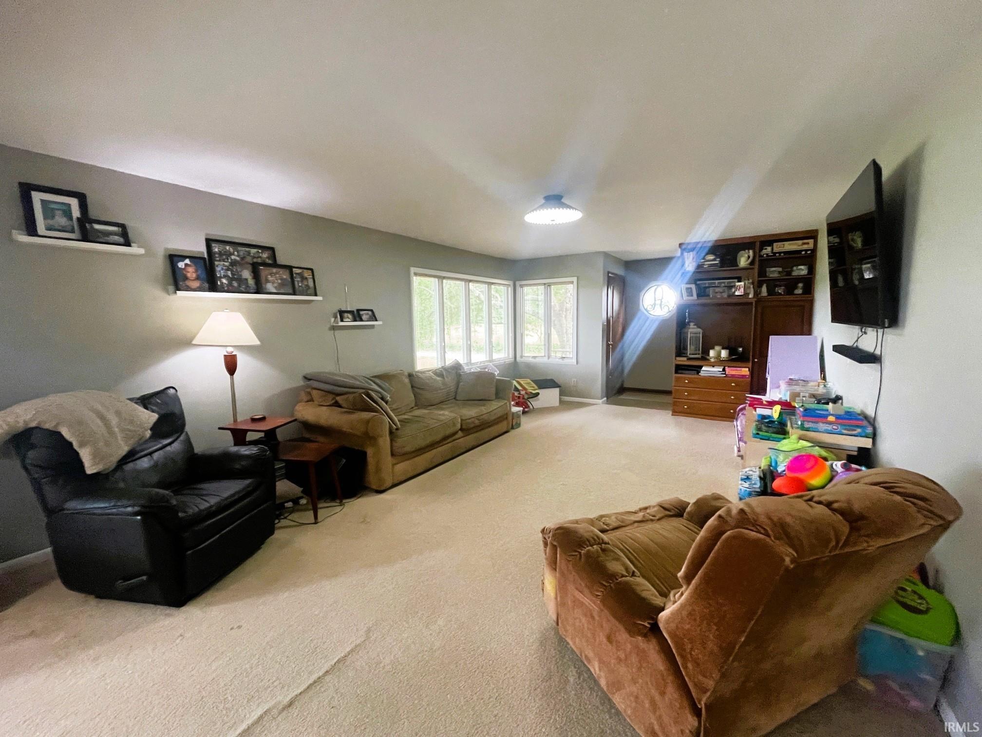 9202 150 South