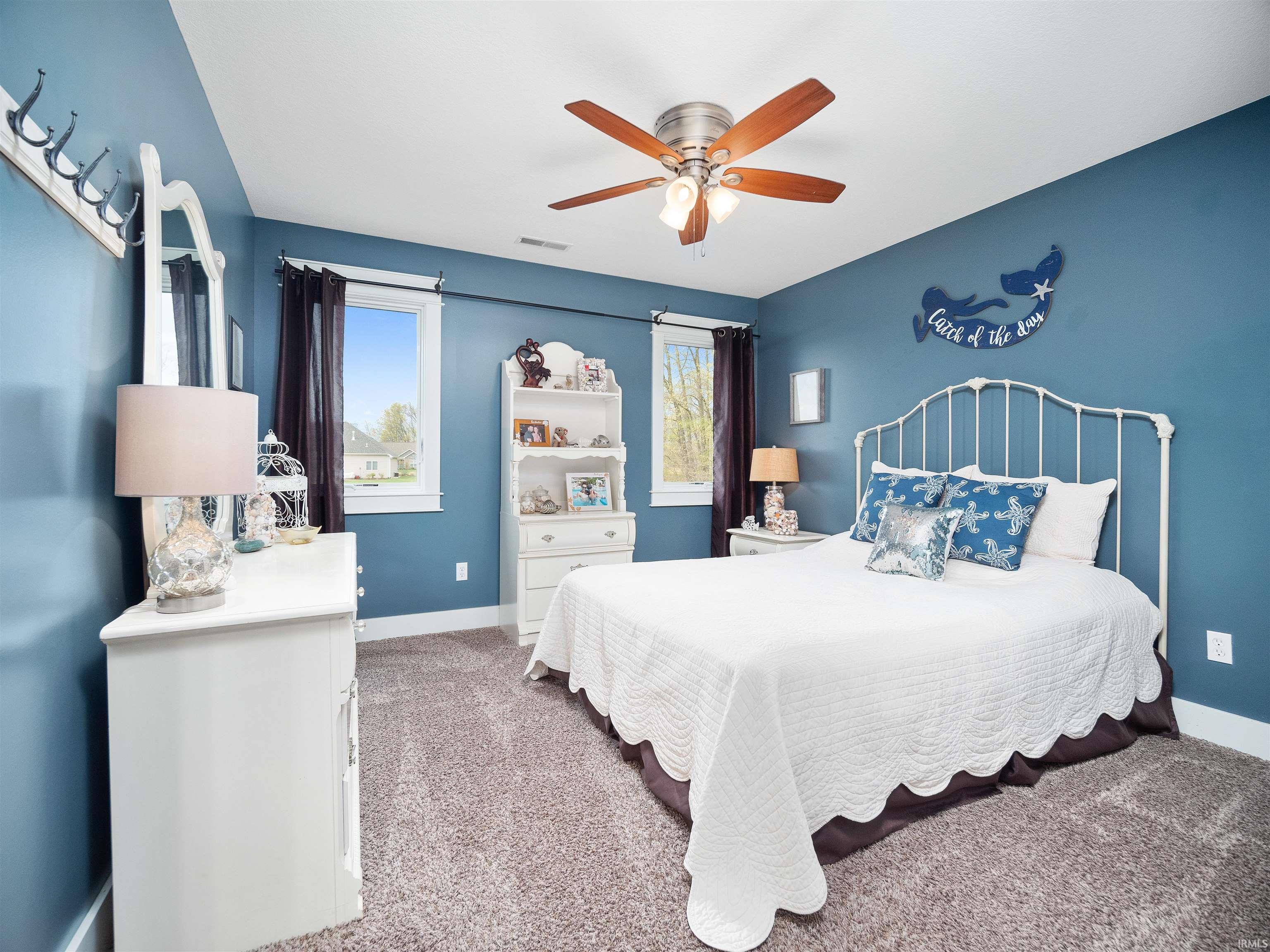 10814 Azbury