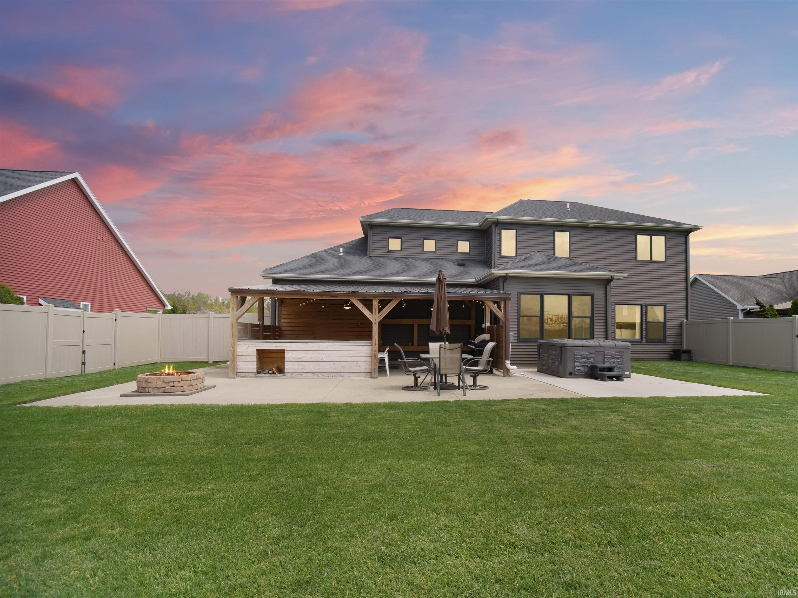 10814 Azbury