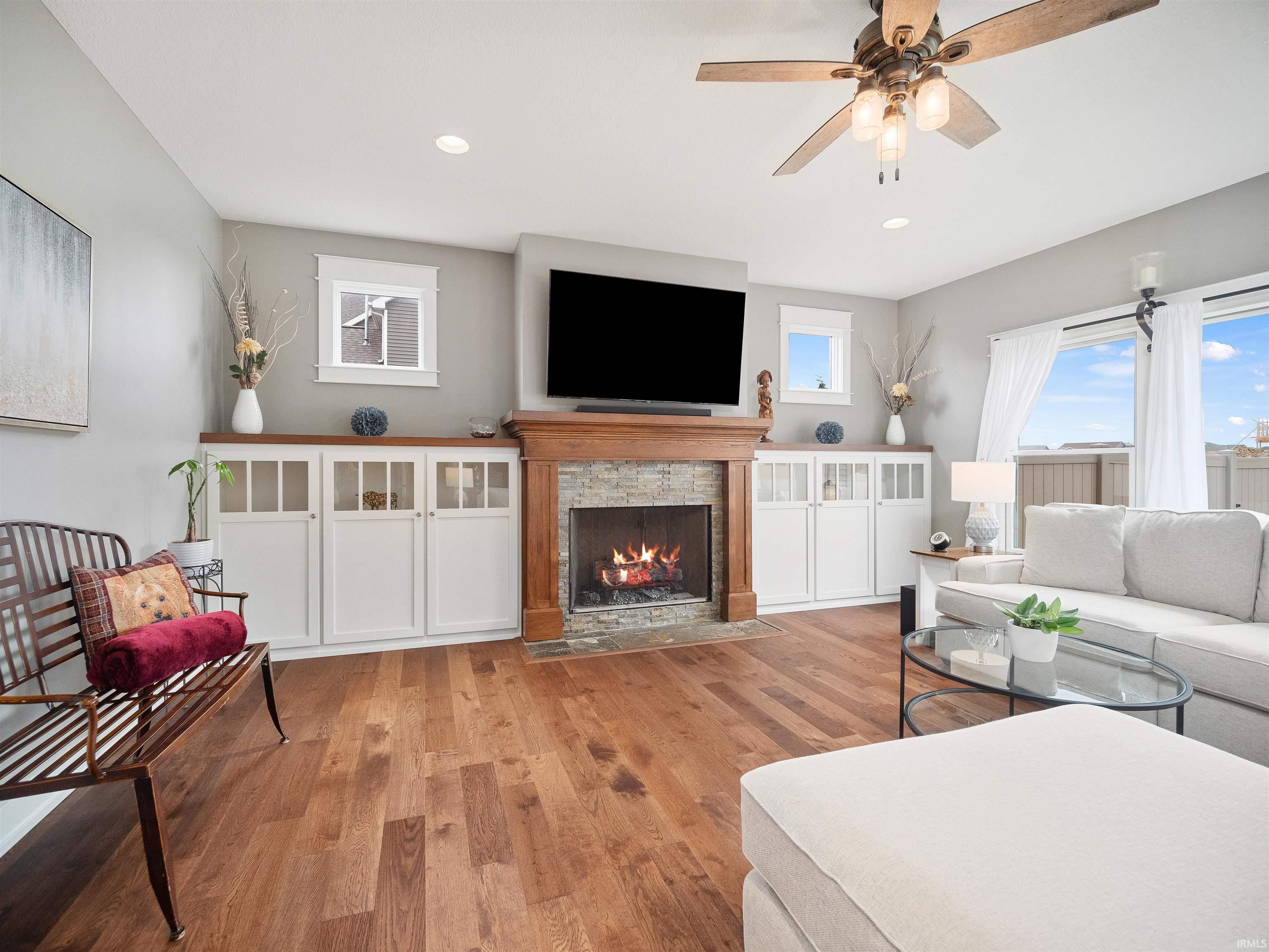 10814 Azbury