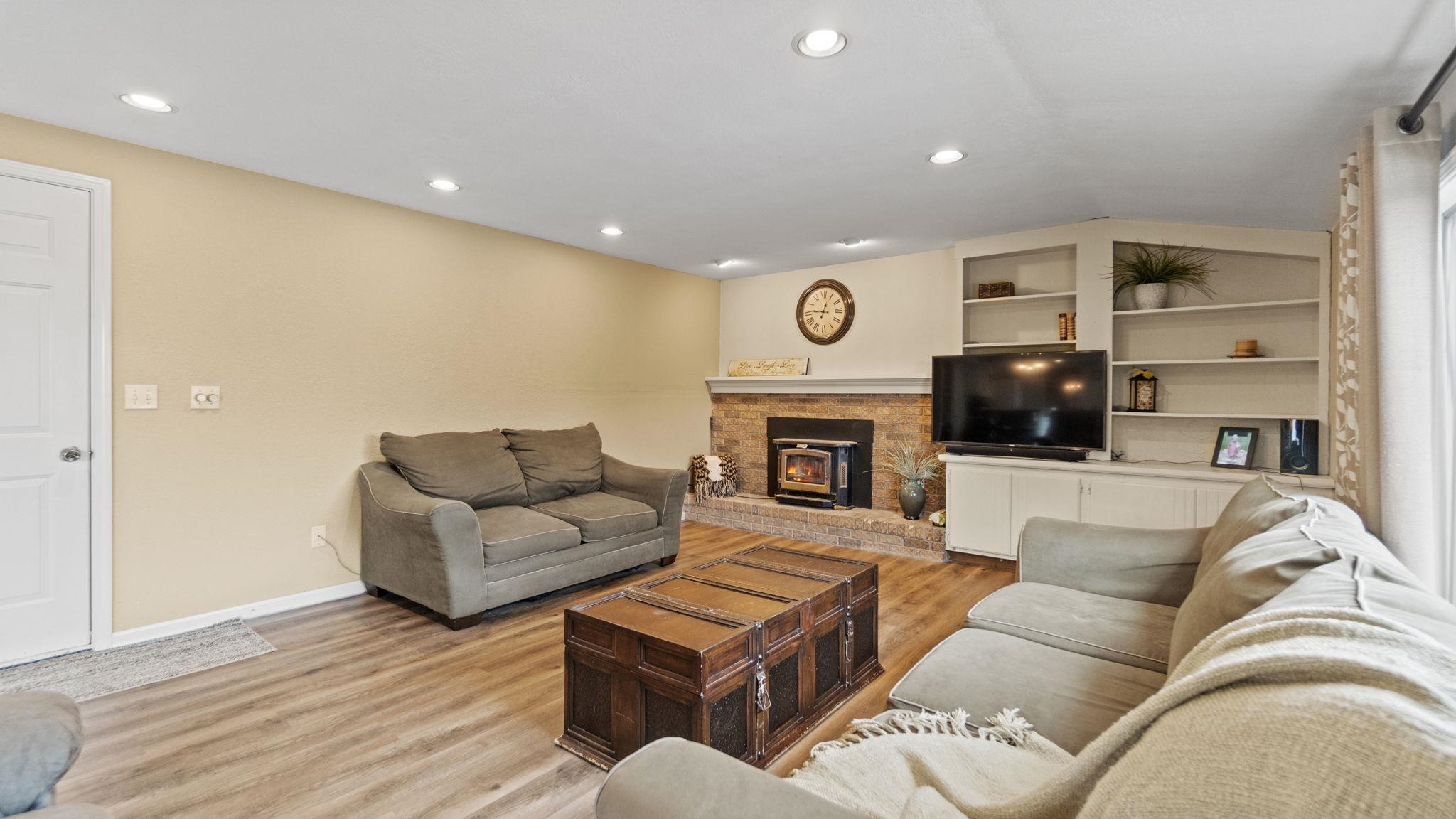 1004 Highland