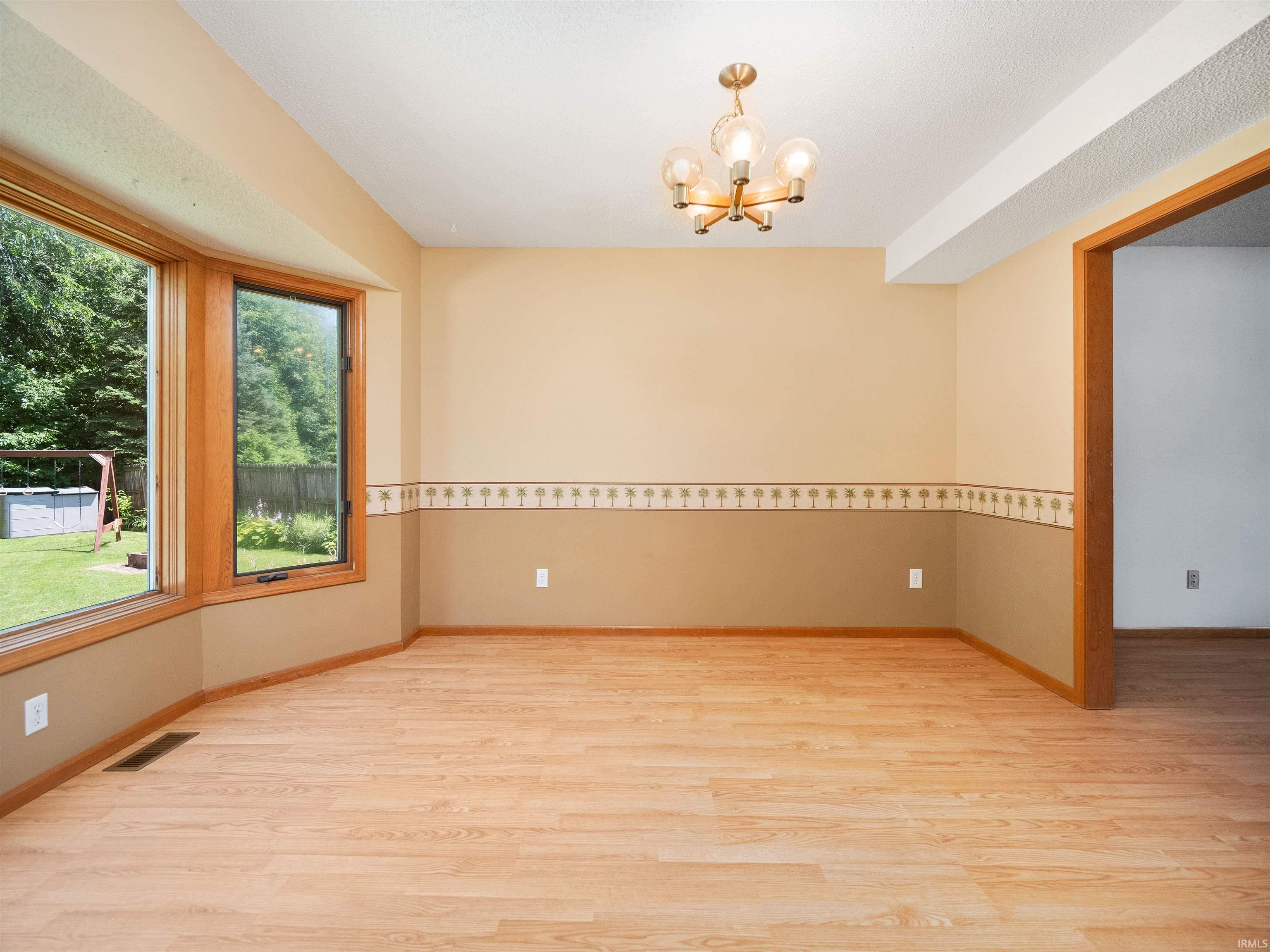 6222 Bellingham