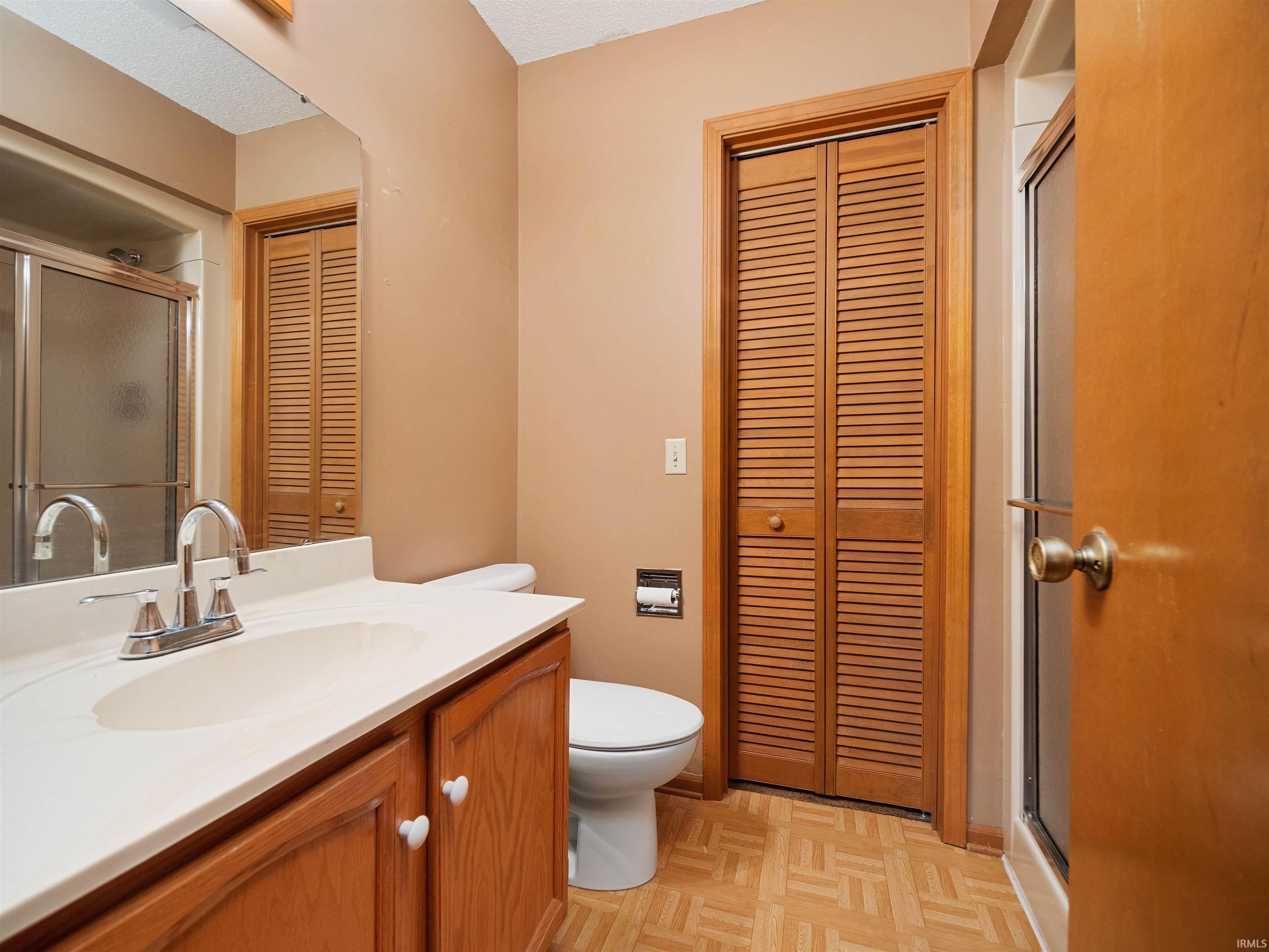 6222 Bellingham