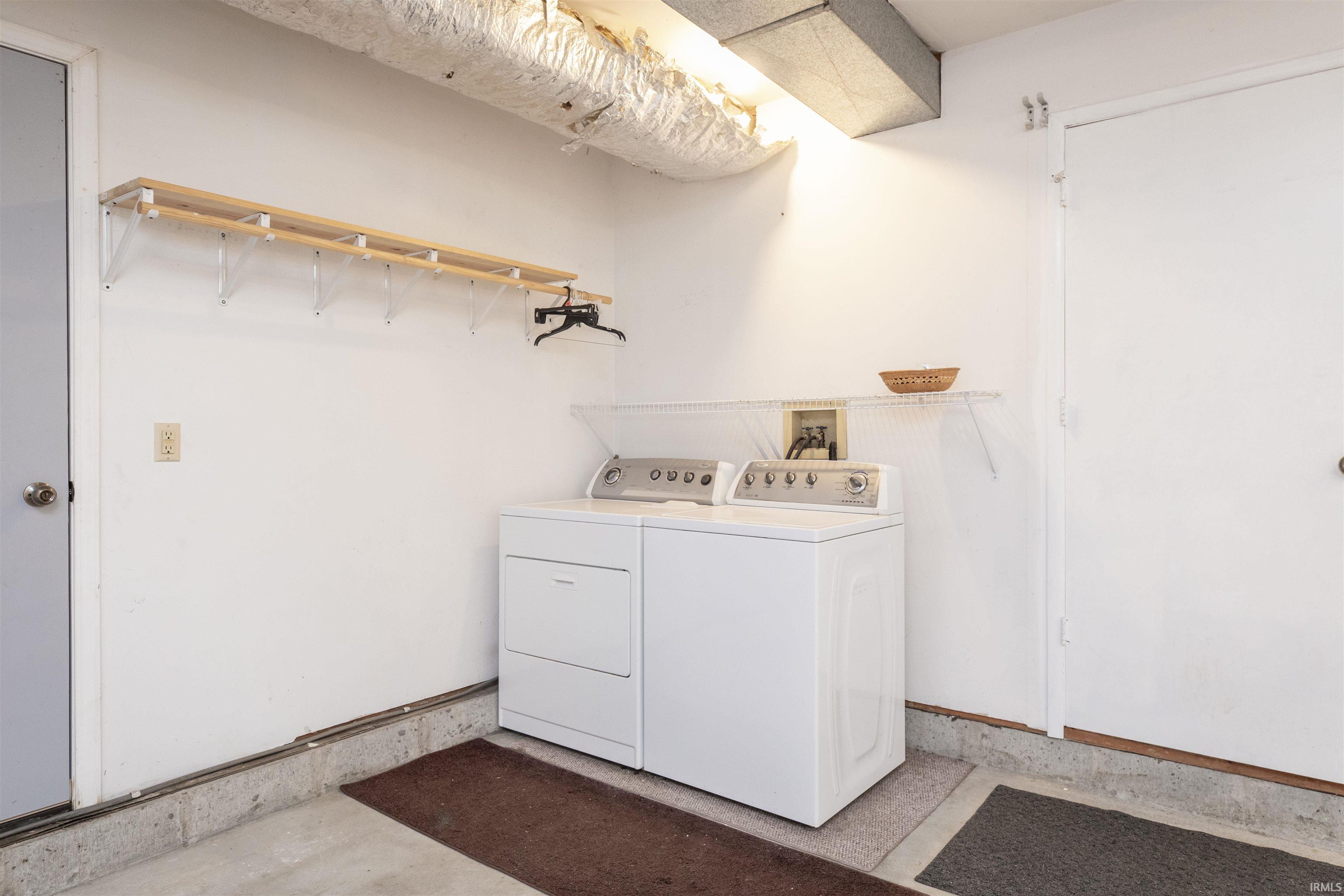 1327 Montgomery