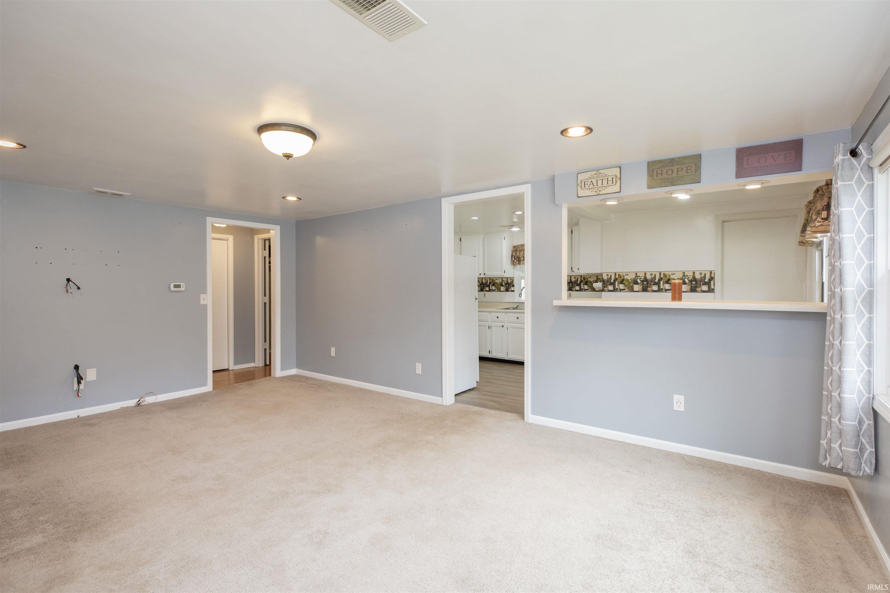 1327 Montgomery