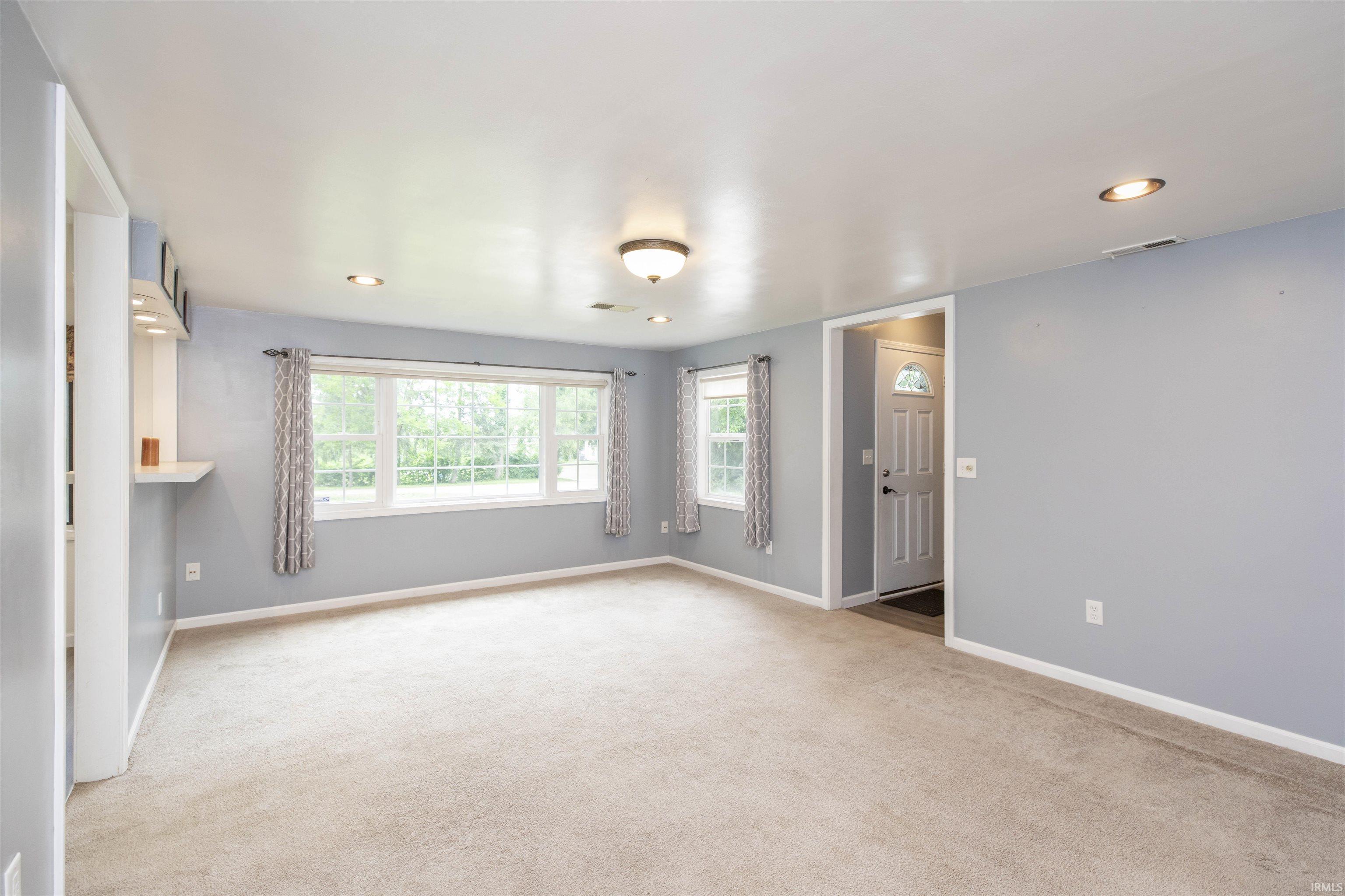1327 Montgomery