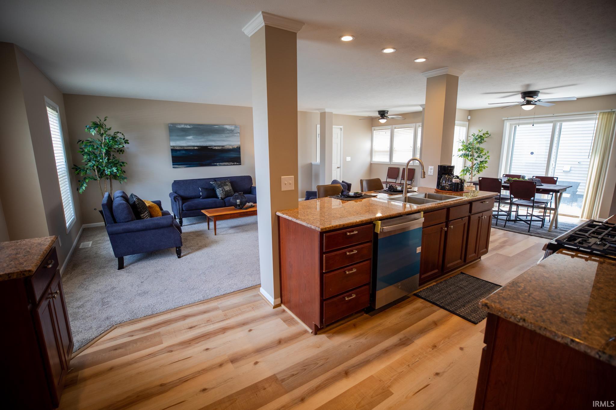 6806 Stewart