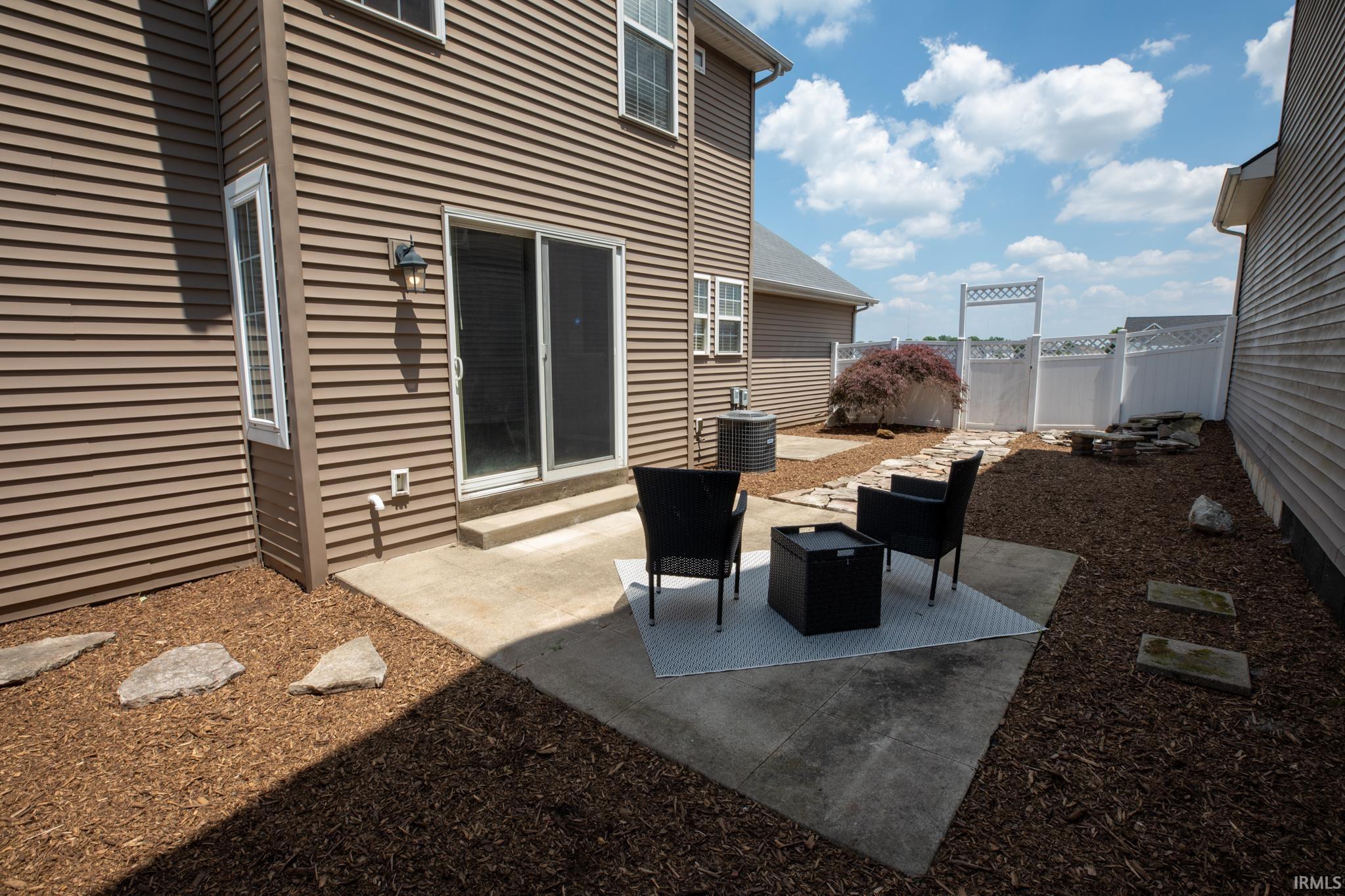 6806 Stewart
