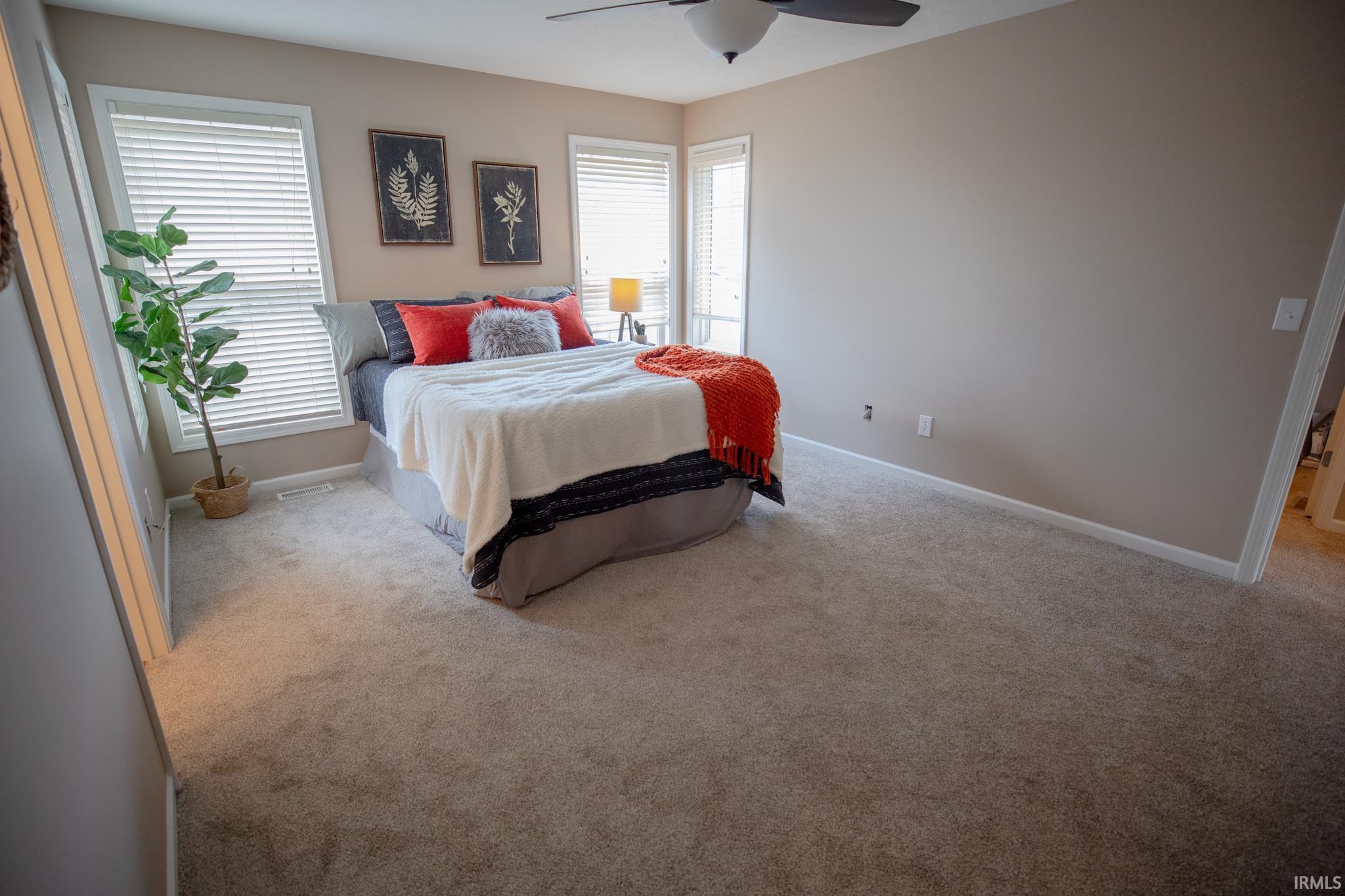 6806 Stewart