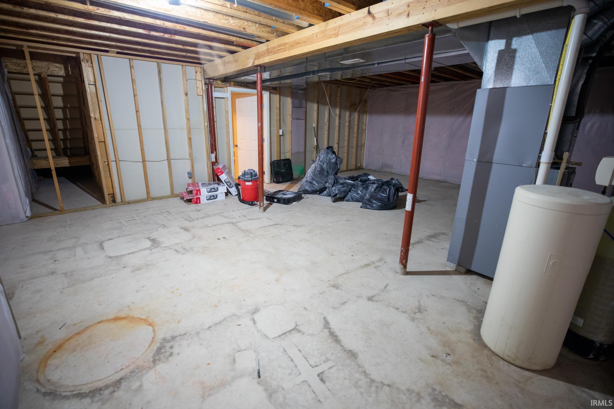 6806 Stewart