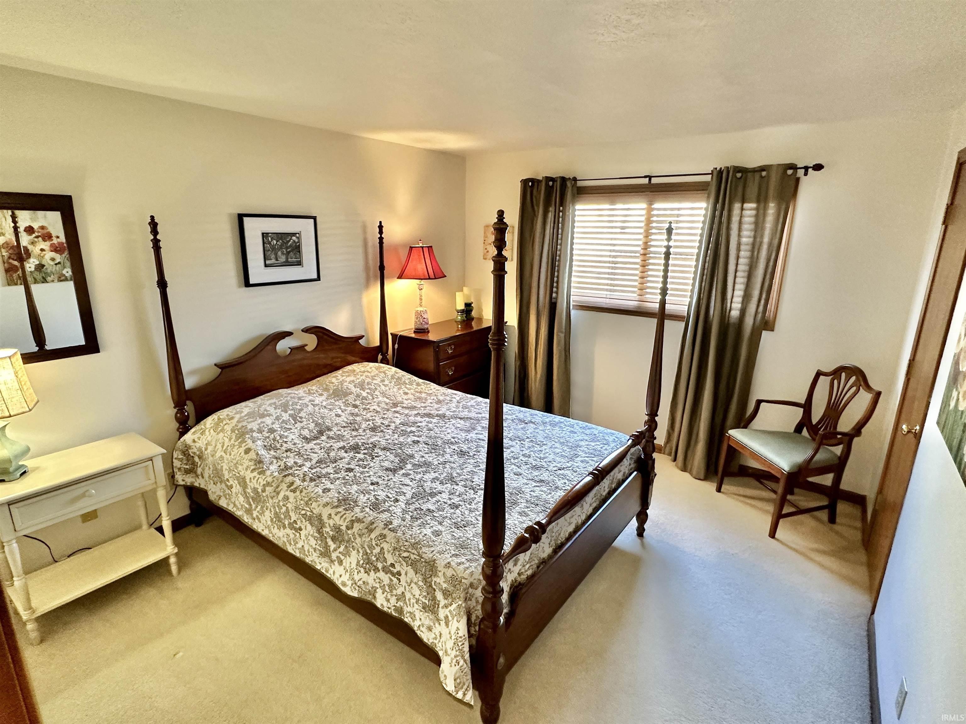 1410 Ivy Unit C-2