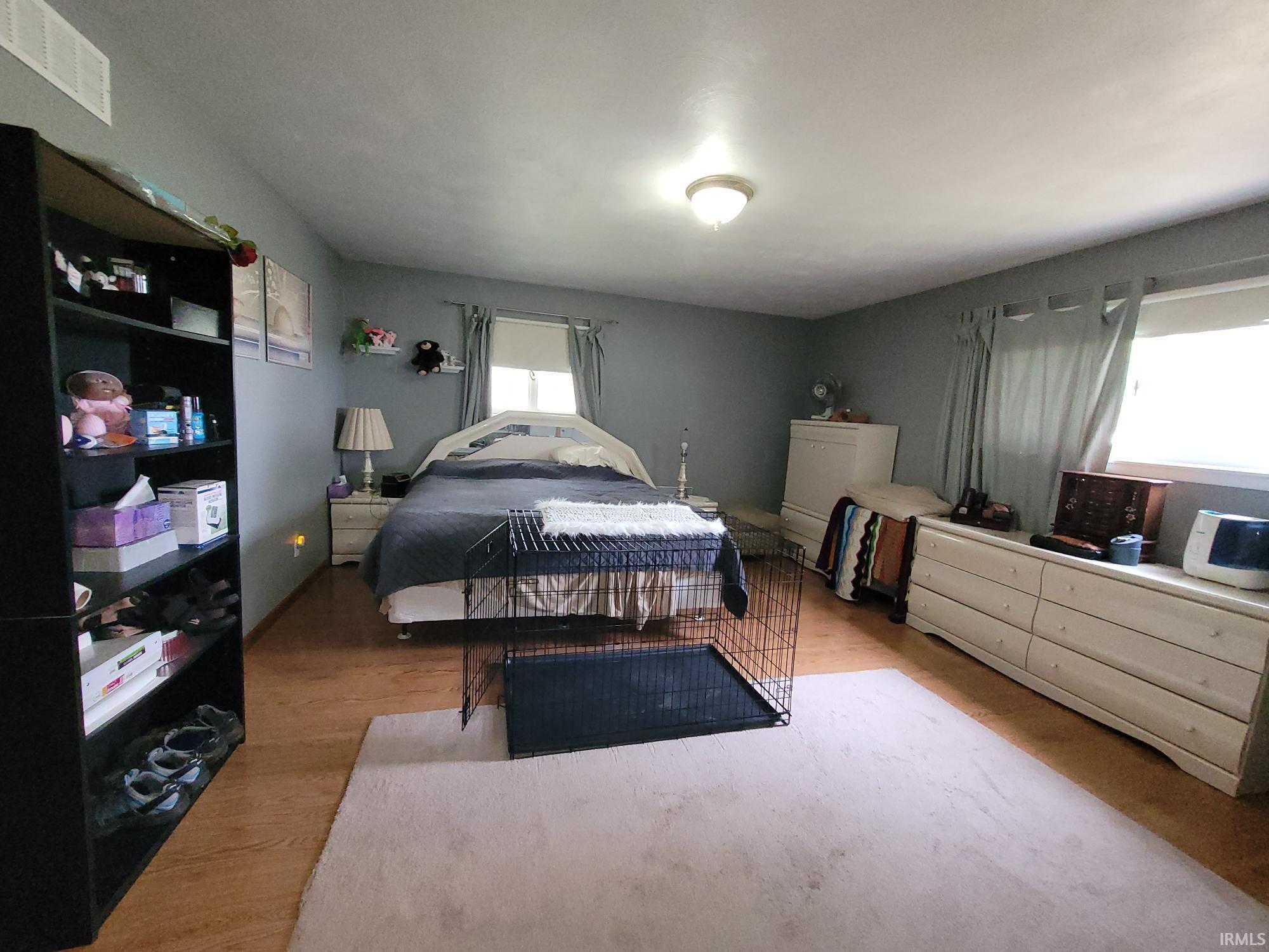 545 Bowen