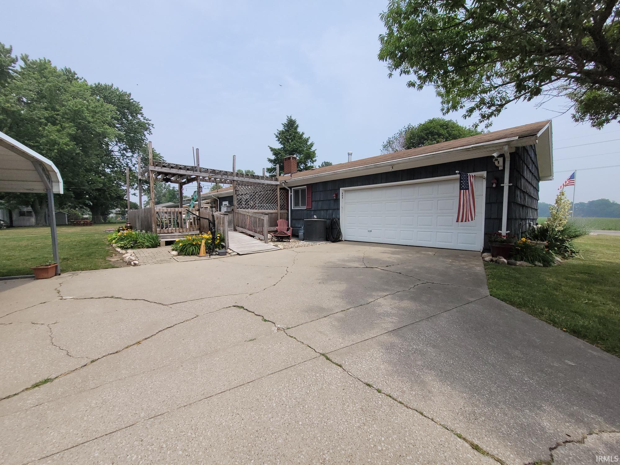 545 Bowen